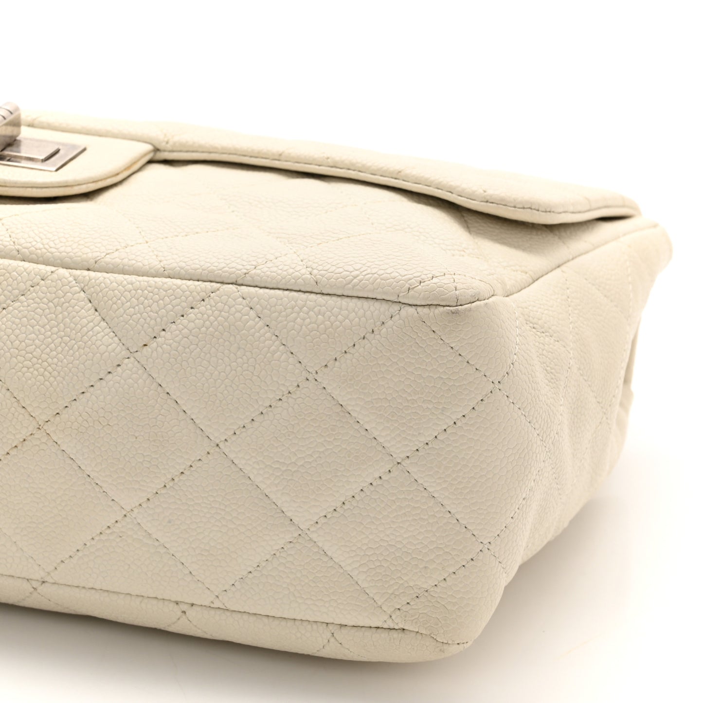 Caviar Quilted Jumbo Single Flap Bijoux Chain Ivory