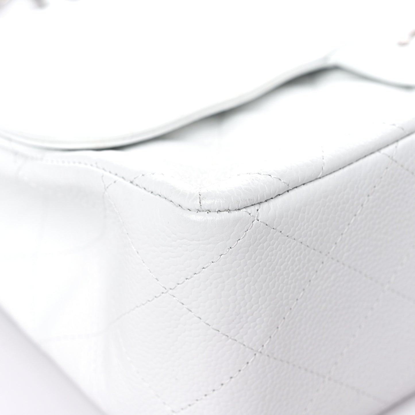 Caviar Quilted Jumbo Single Flap White