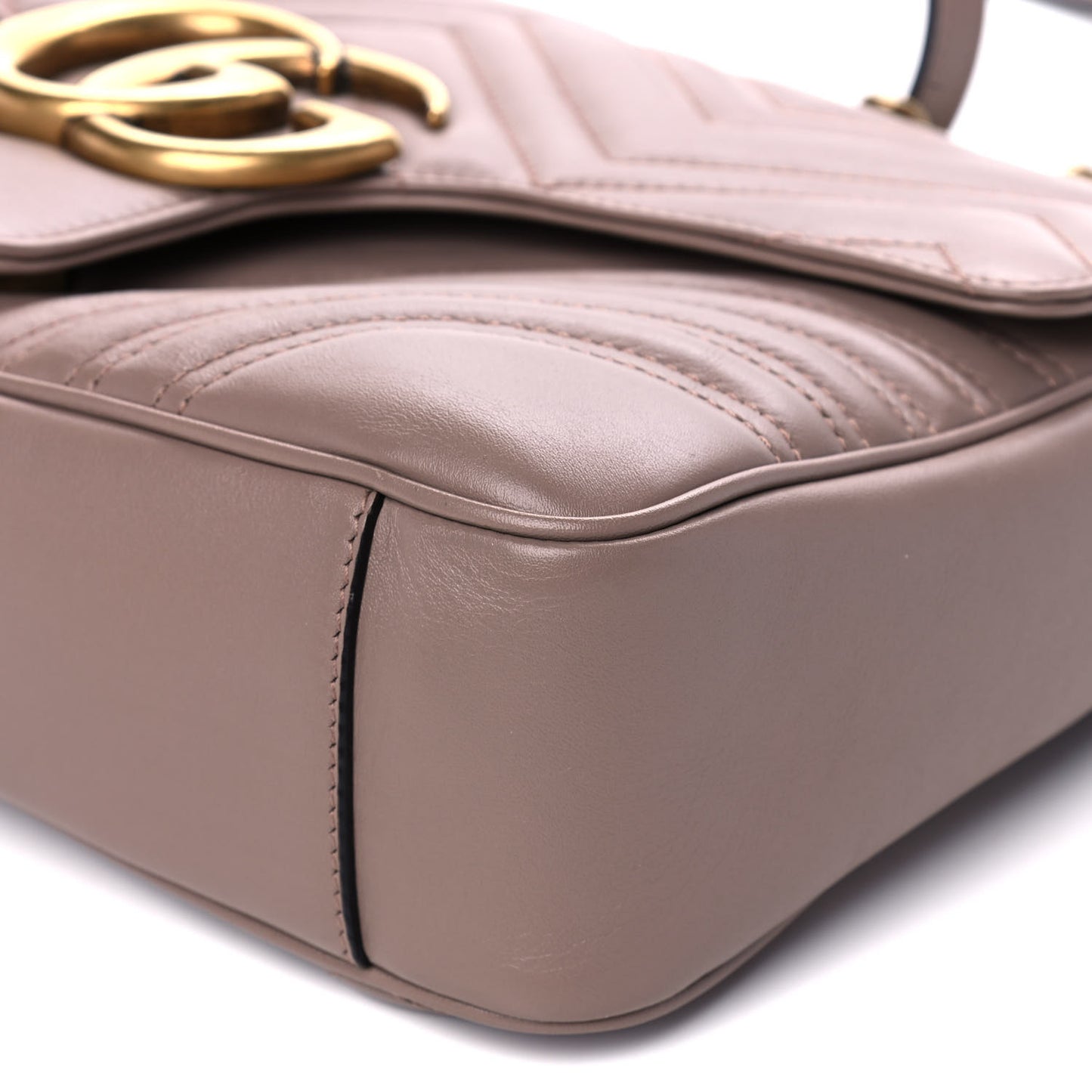 Calfskin Matelasse Medium GG Marmont Shoulder Bag Porcelain Rose
