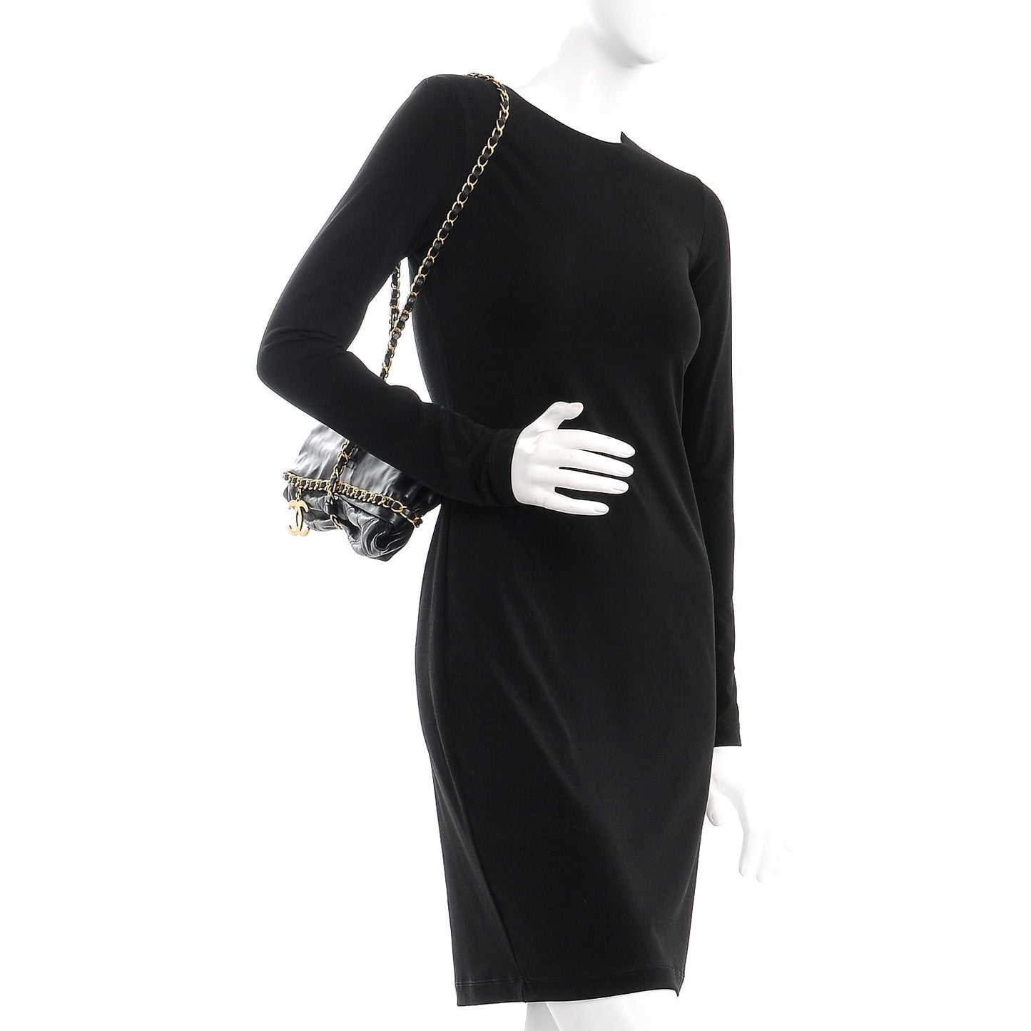 Calfskin Quilted Baluchon Black
