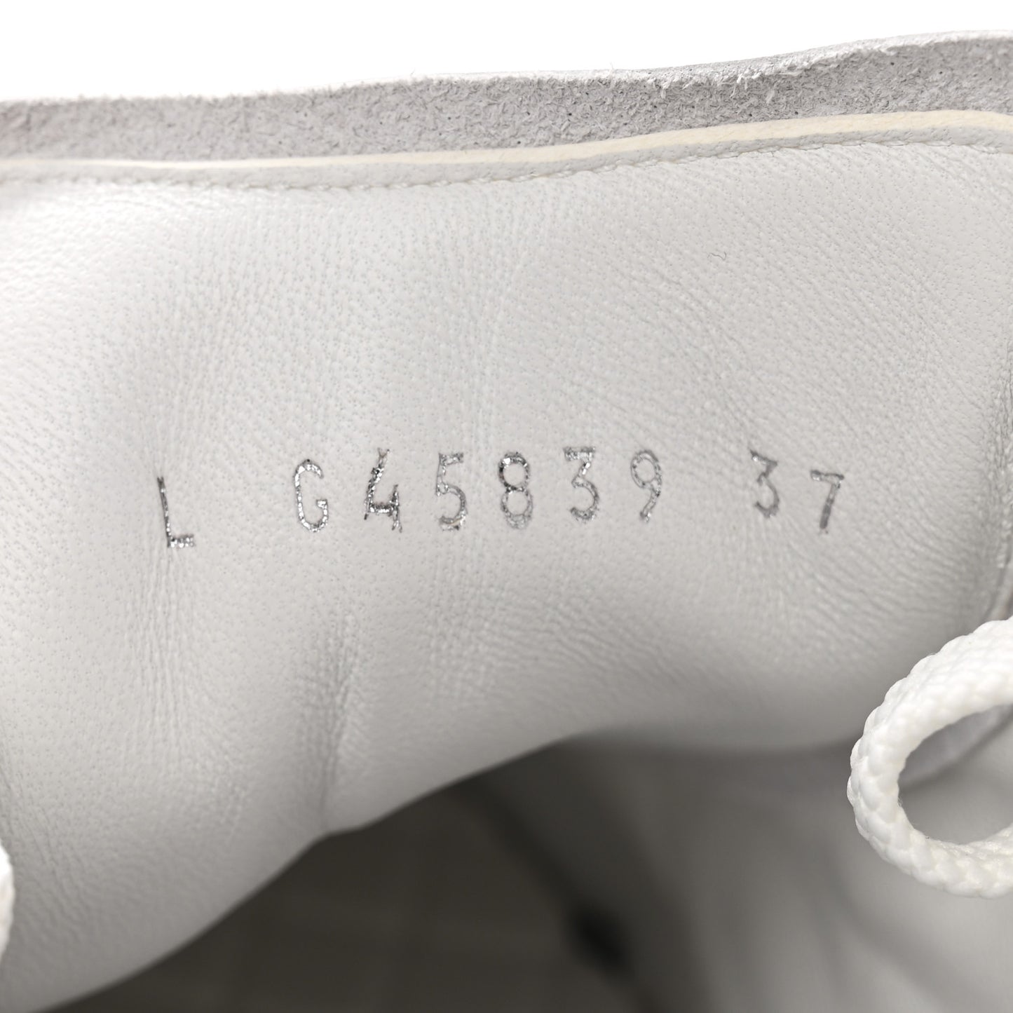 Shiny Calfskin Suede Quilted CC Logo Sneakers 37 White