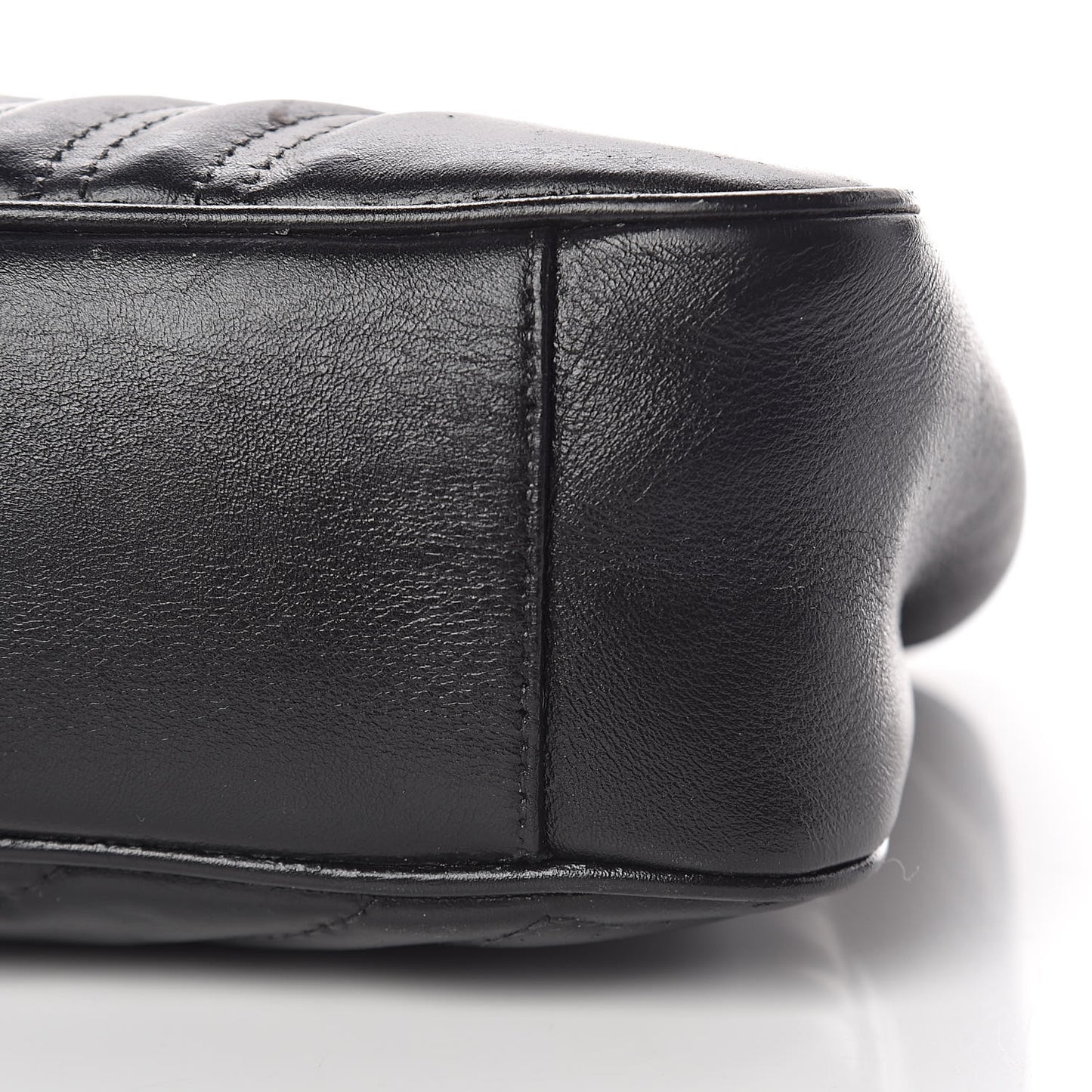 Calfskin Matelasse Medium GG Marmont Shoulder Bag Black