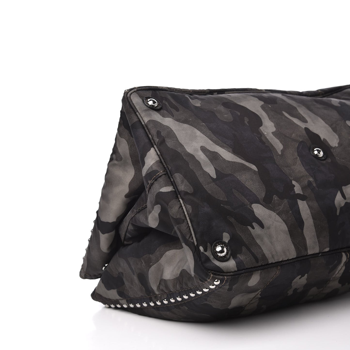 Tessuto Nylon Studded Camouflage Tote Fumo