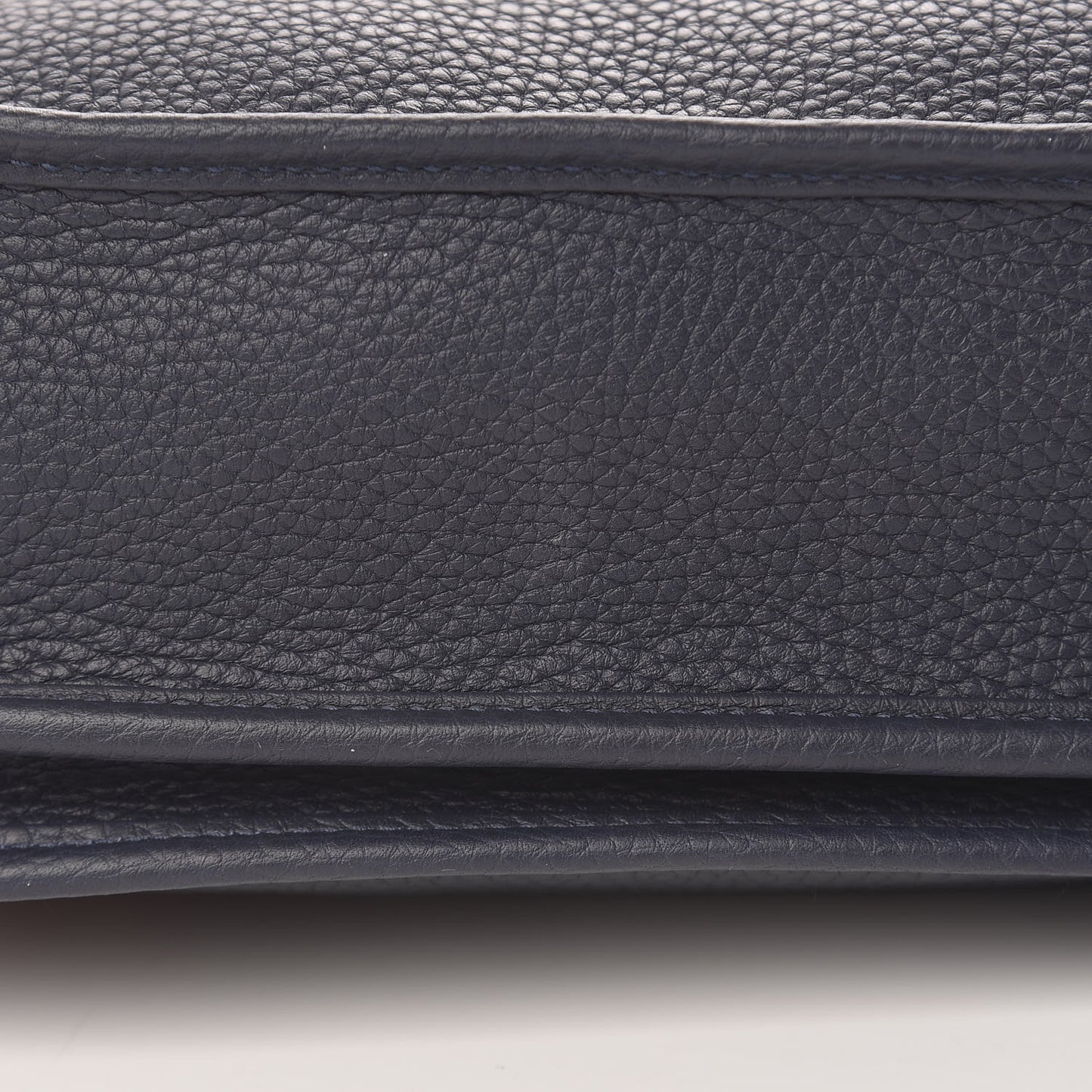 Taurillon Clemence Evelyne III PM Bleu Nuit