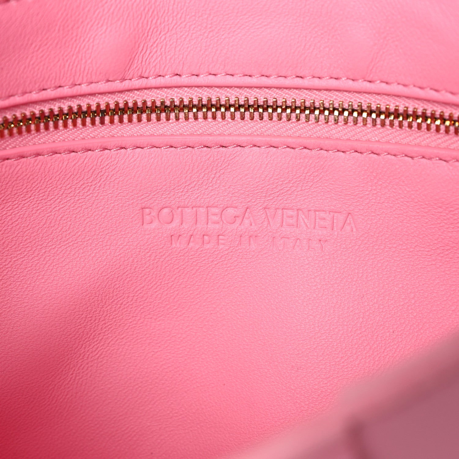 Bottega Veneta Lambskin Maxi Intrecciato Cassette Crossbody Bag Ribbon 6 of 11