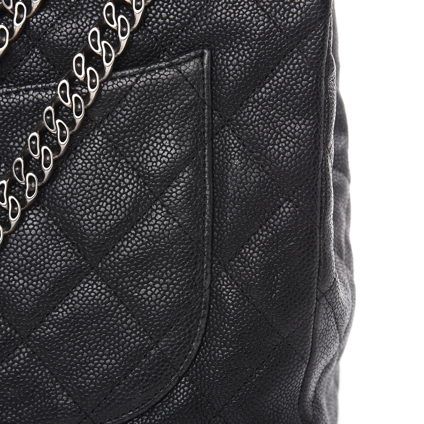 Washed Caviar Quilted 2.55 Reissue 227 Bijoux Chain Flap Black