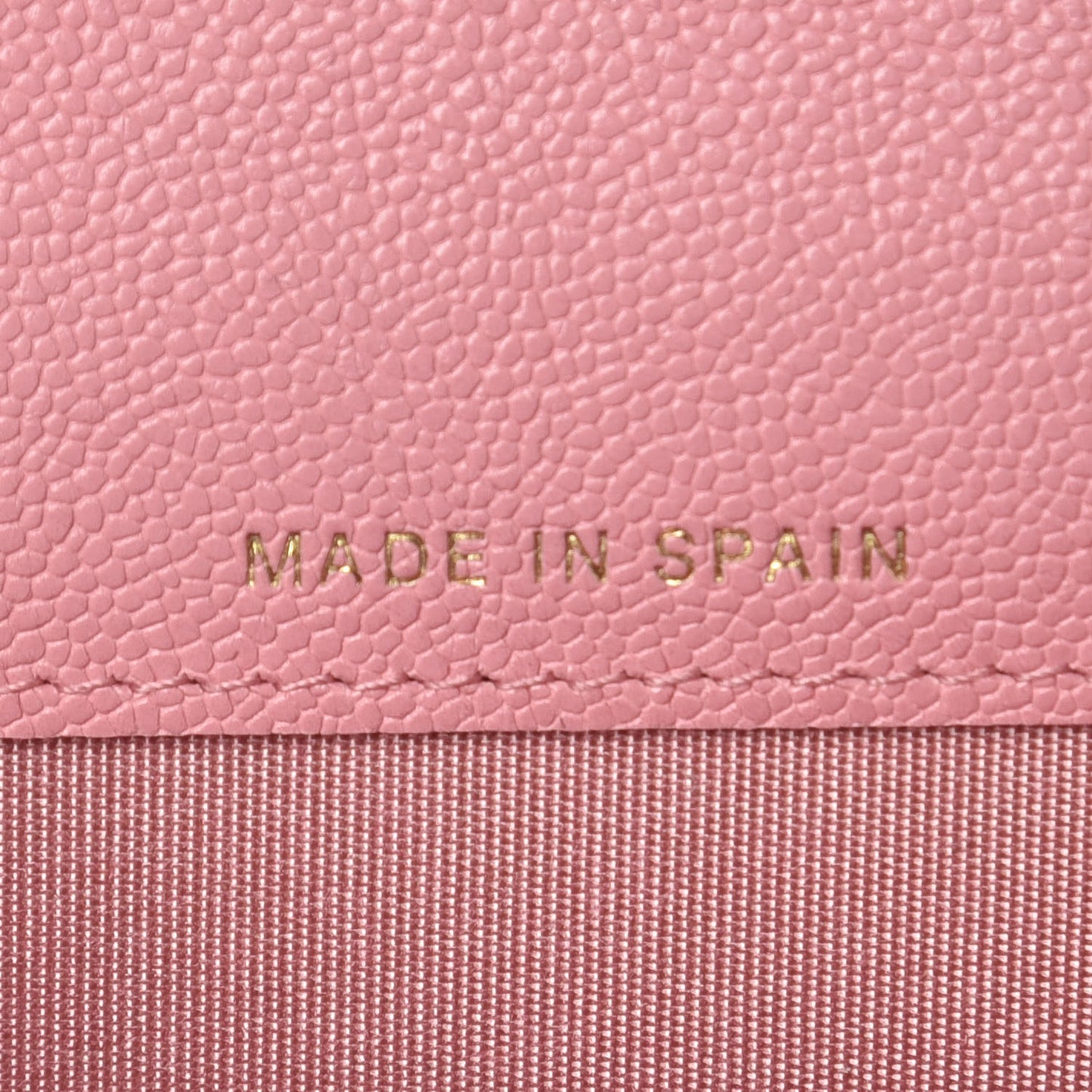 Iridescent Caviar Quilted Boy Card Holder Wallet Light Pink