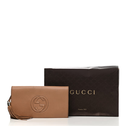Gucci Pebbled Calfskin Medium Soho Clutch Camelia 14 of 14
