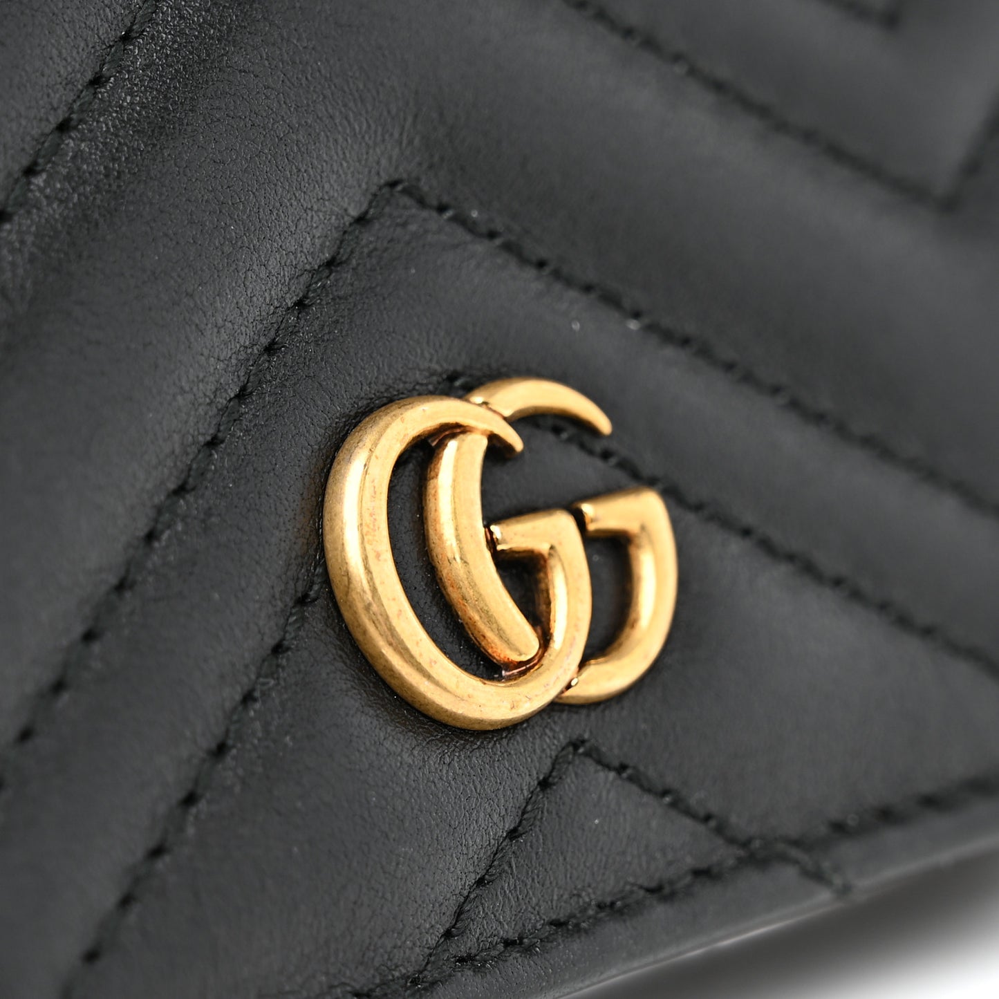 Calfskin Matelasse GG Marmont Card Case Wallet Black