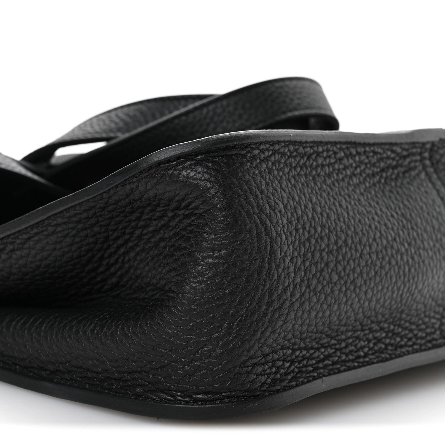 Hermes Taurillon Clemence Halzan 31 Black Black 9 of 11