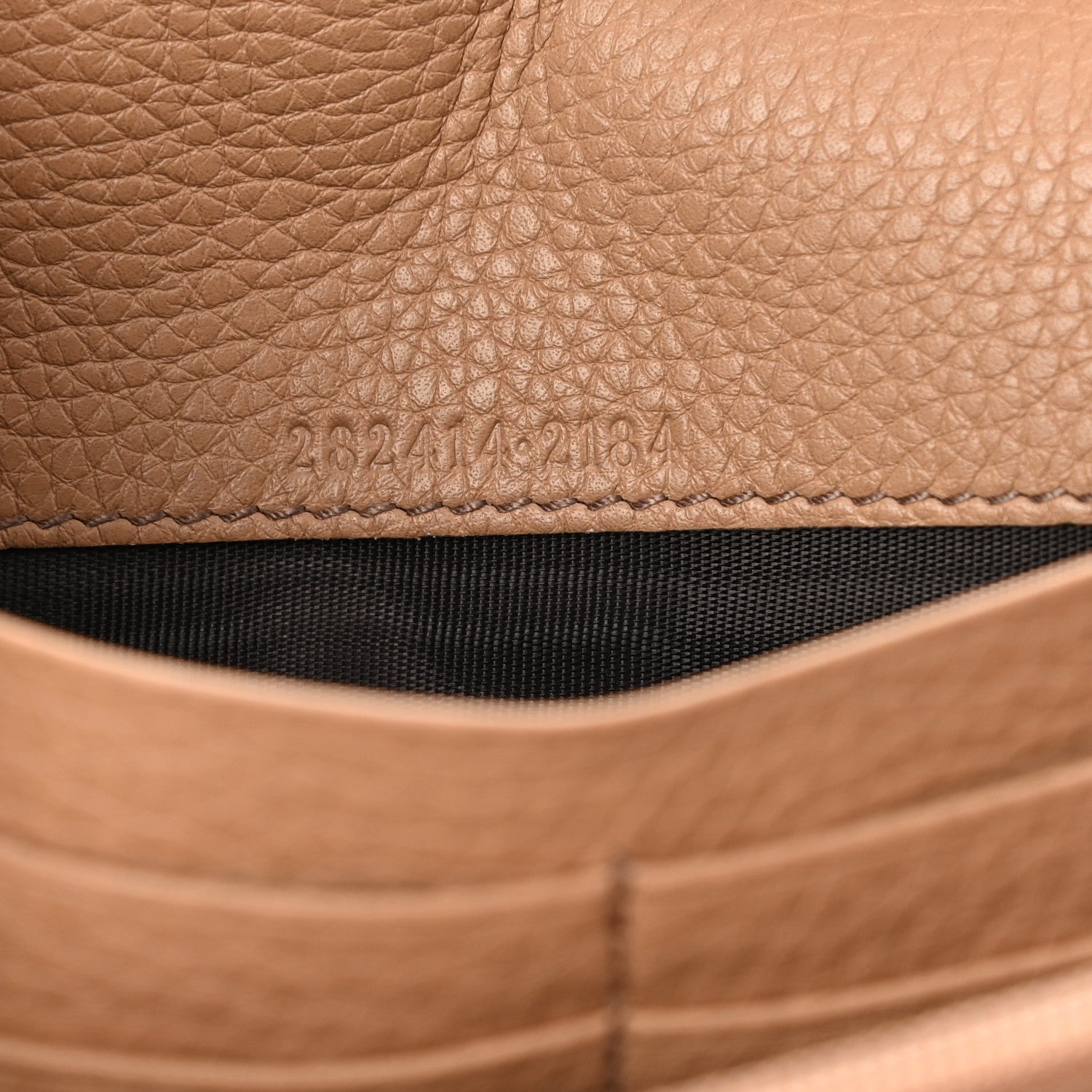 Gucci Pebbled Calfskin Large Soho Continental Wallet Camelia 6 of 6