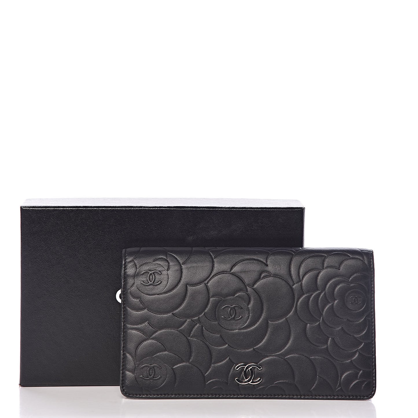 Lambskin Camellia Embossed Yen Wallet Black