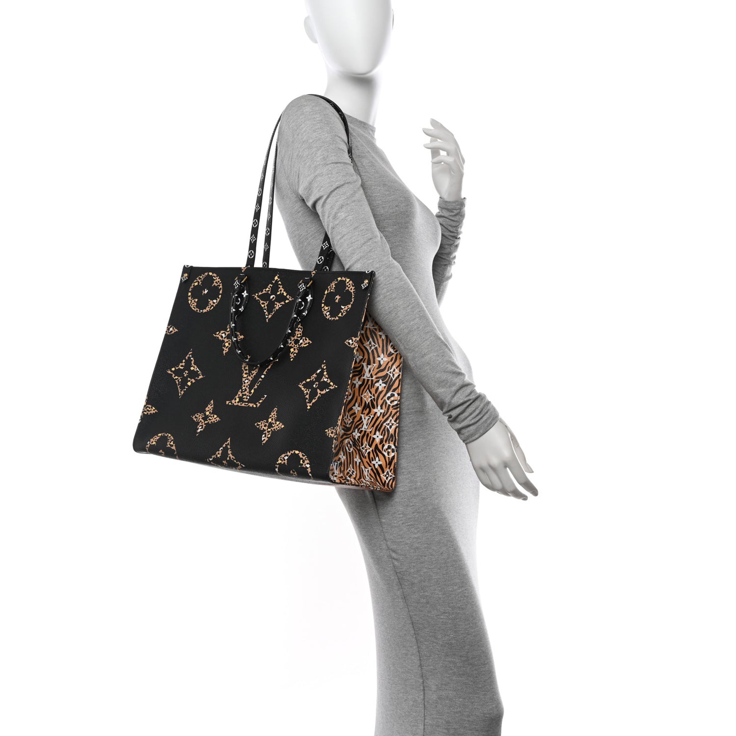 Monogram Giant Jungle Onthego GM Black