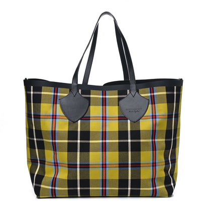 Burberry Vintage Check Extra Large The Giant Reversible Tote Antique Yellow 4 of 17