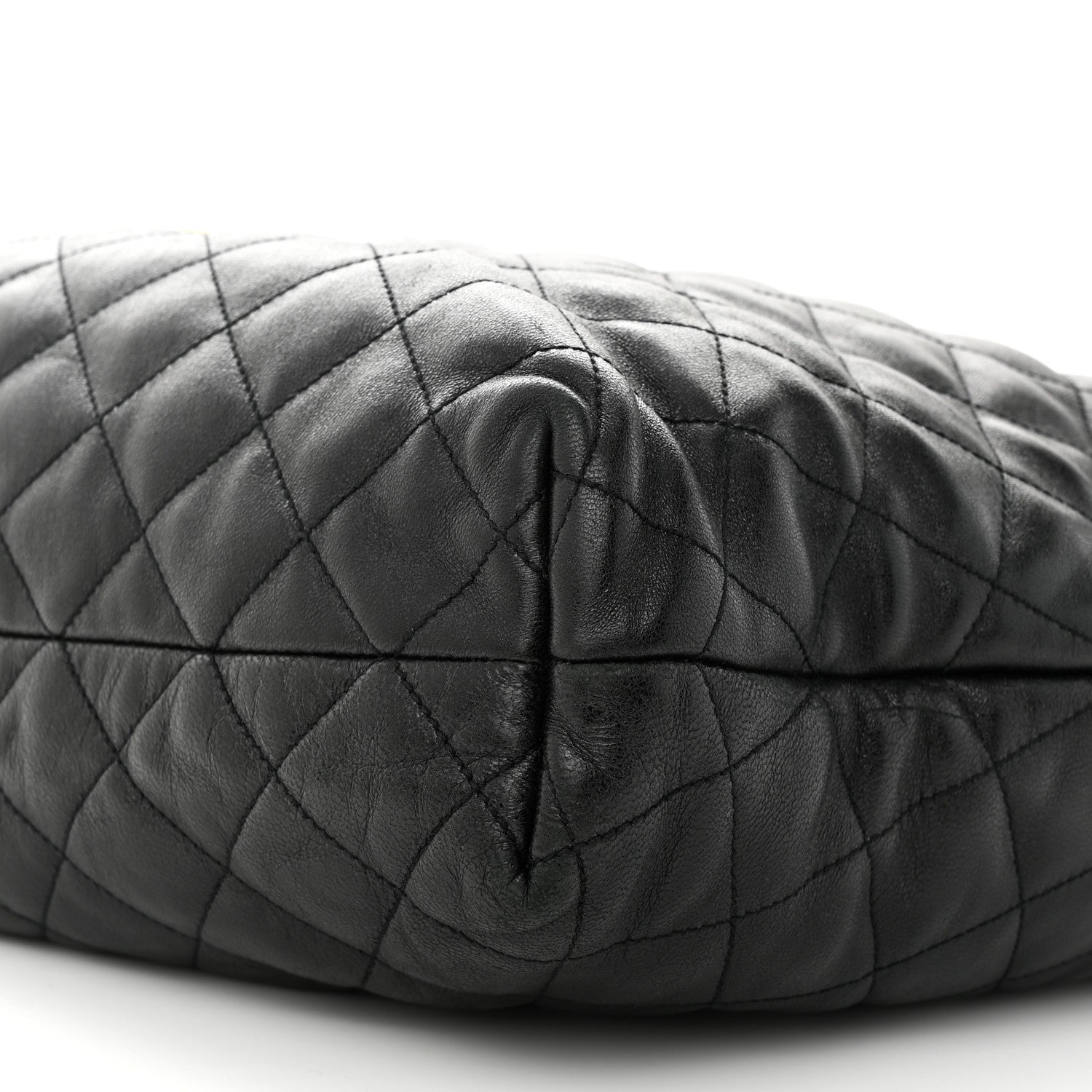 Saint Laurent Lambskin Quilted Maxi Icare Shopping Tote Black 11 of 13