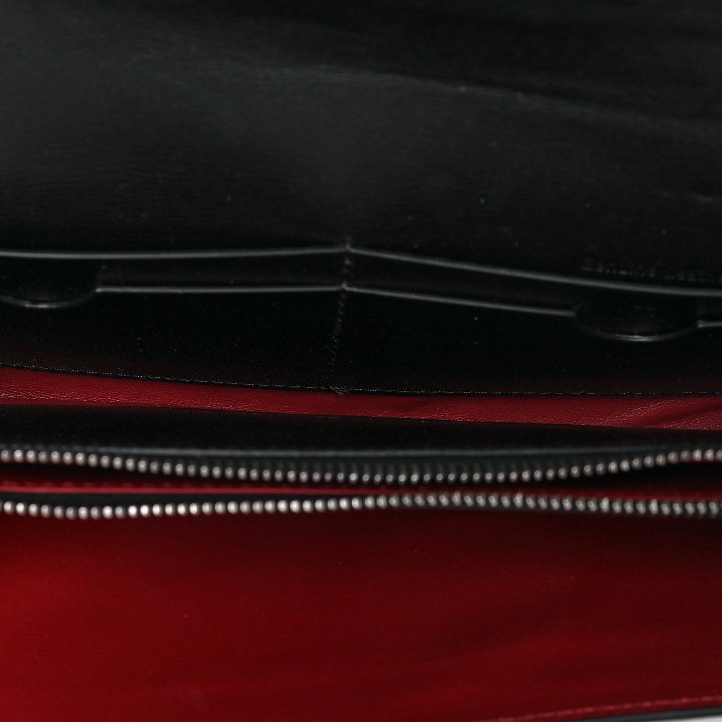 Calfskin Jitney Logo Flap Wallet On Chain Black