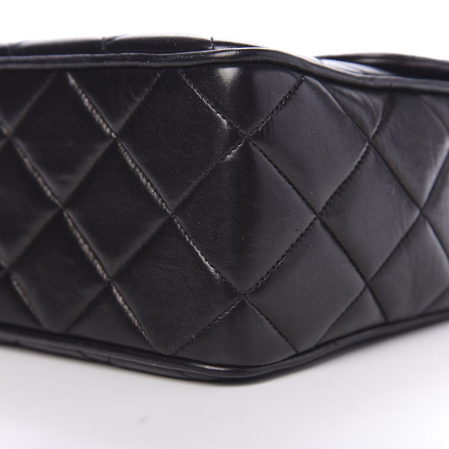 Lambskin Quilted Medium Single Flap Black