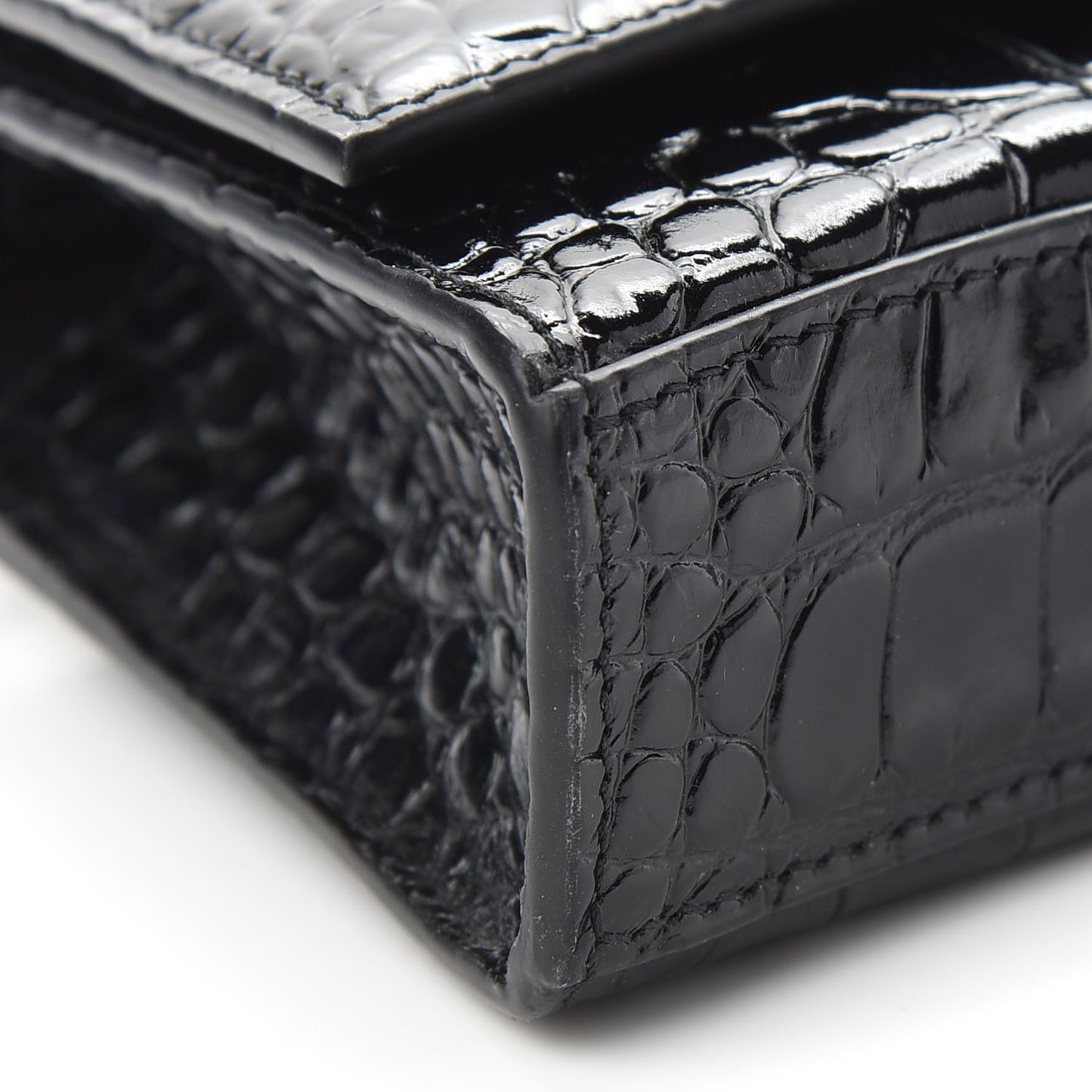 Shiny Calfskin Monochrome Crocodile Embossed Hourglass Chain Bag Black