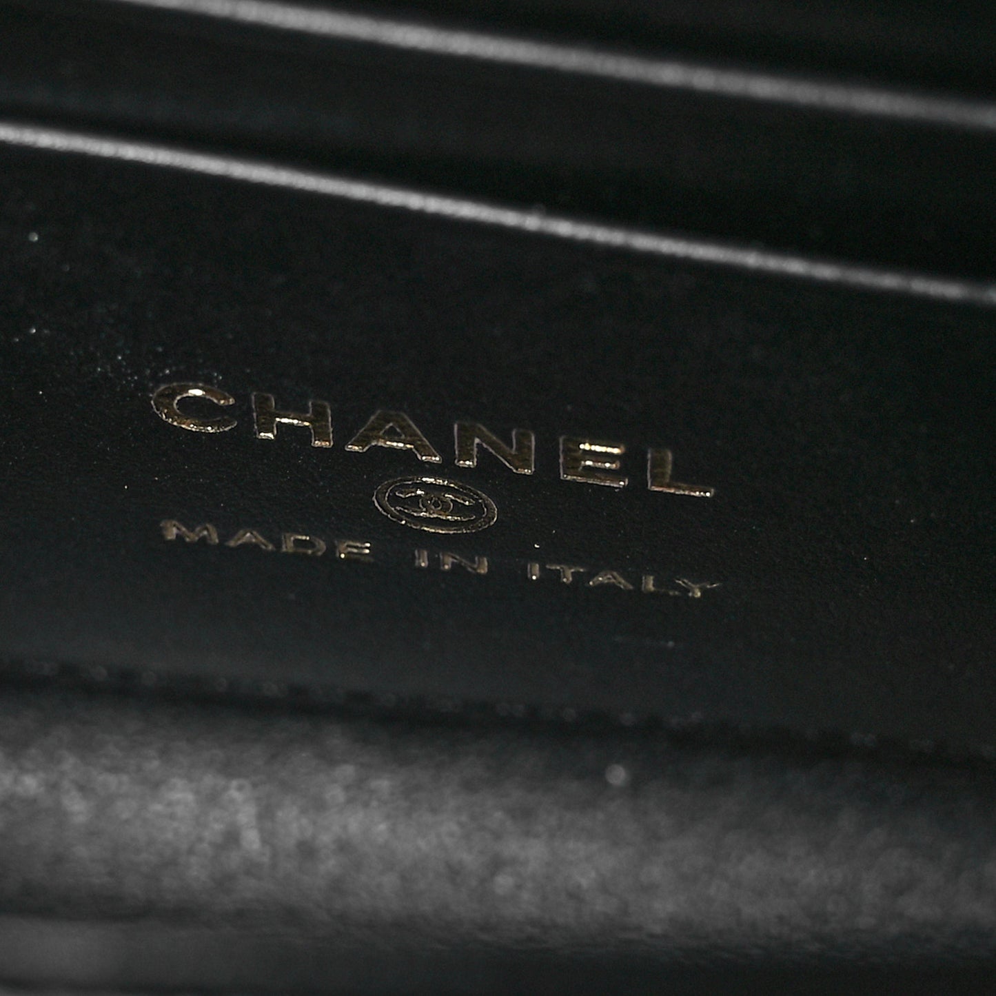 Caviar Quilted Coco Handle Clutch With Chain Black