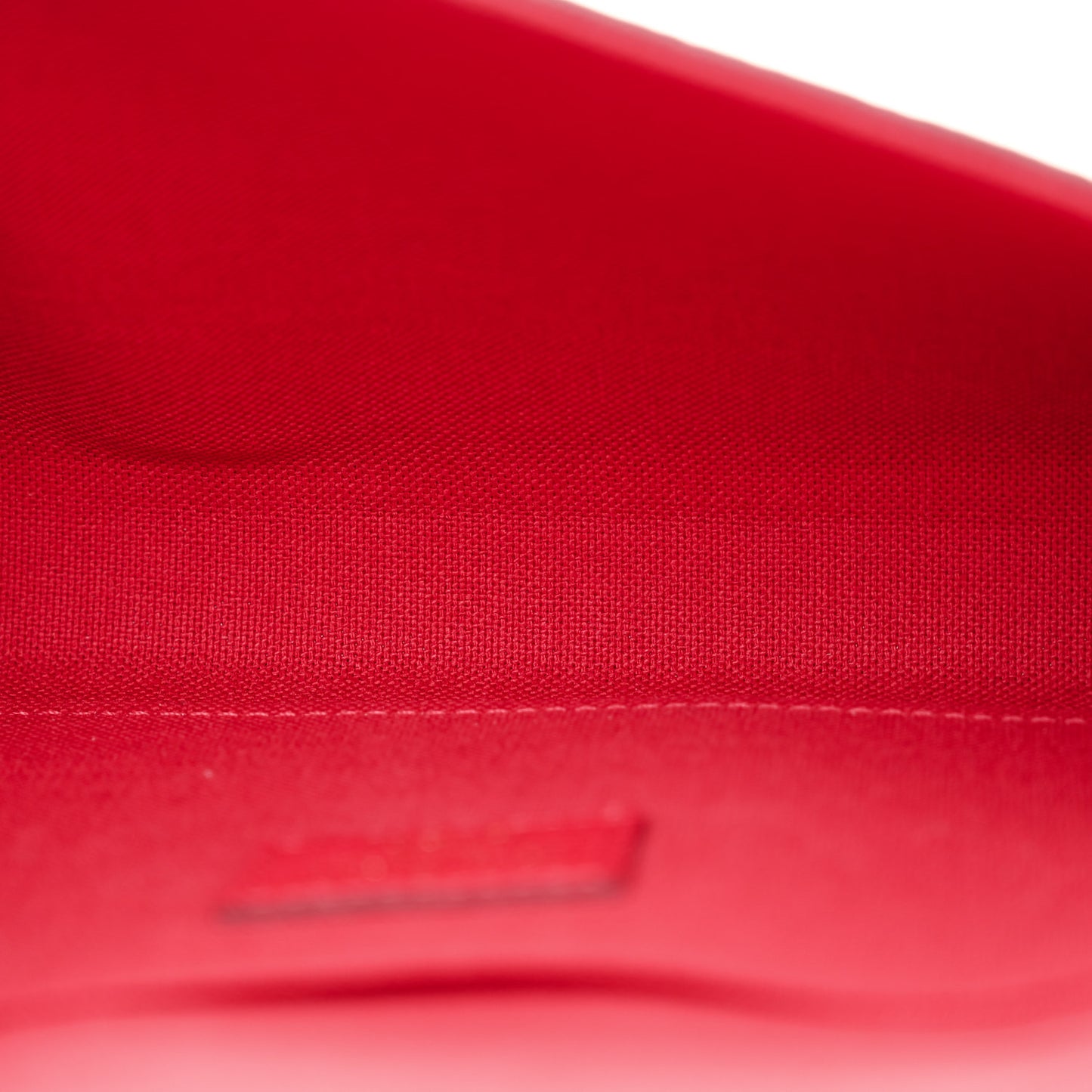 Empreinte Pochette Felicie Chain Wallet Scarlet