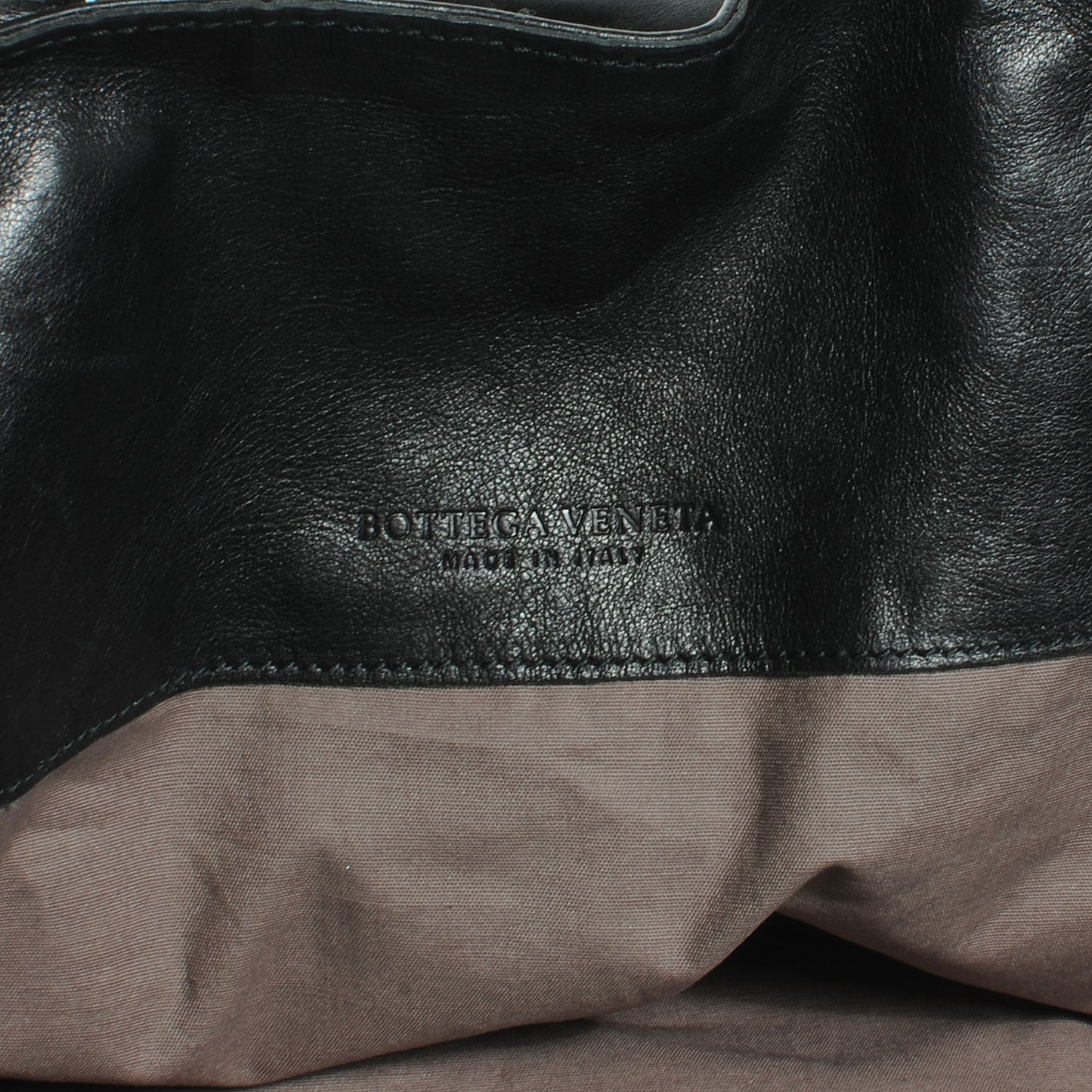 Light Calf Side Zip Medium Tote Nero Black