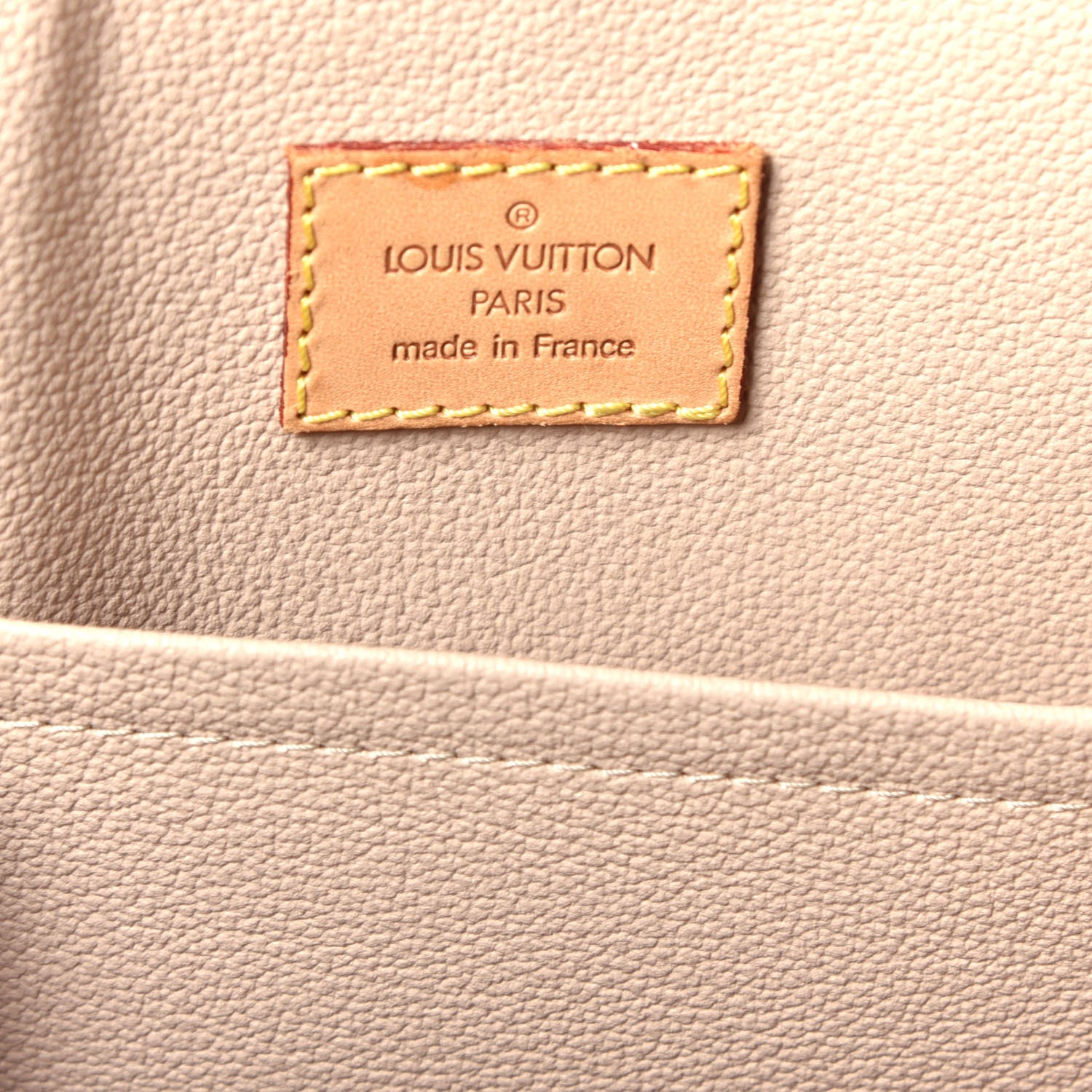 Louis Vuitton Monogram Sac Plat 6 of 9