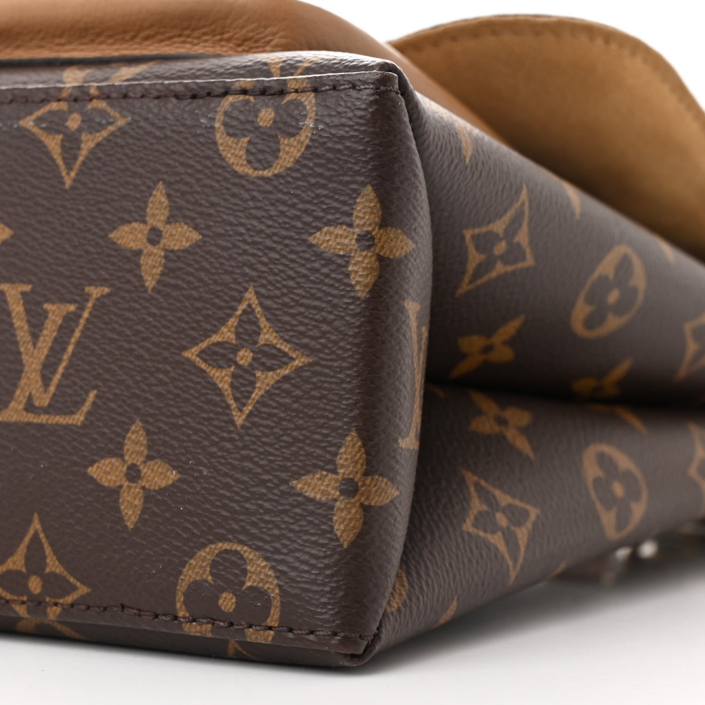 Monogram Marignan Sesame