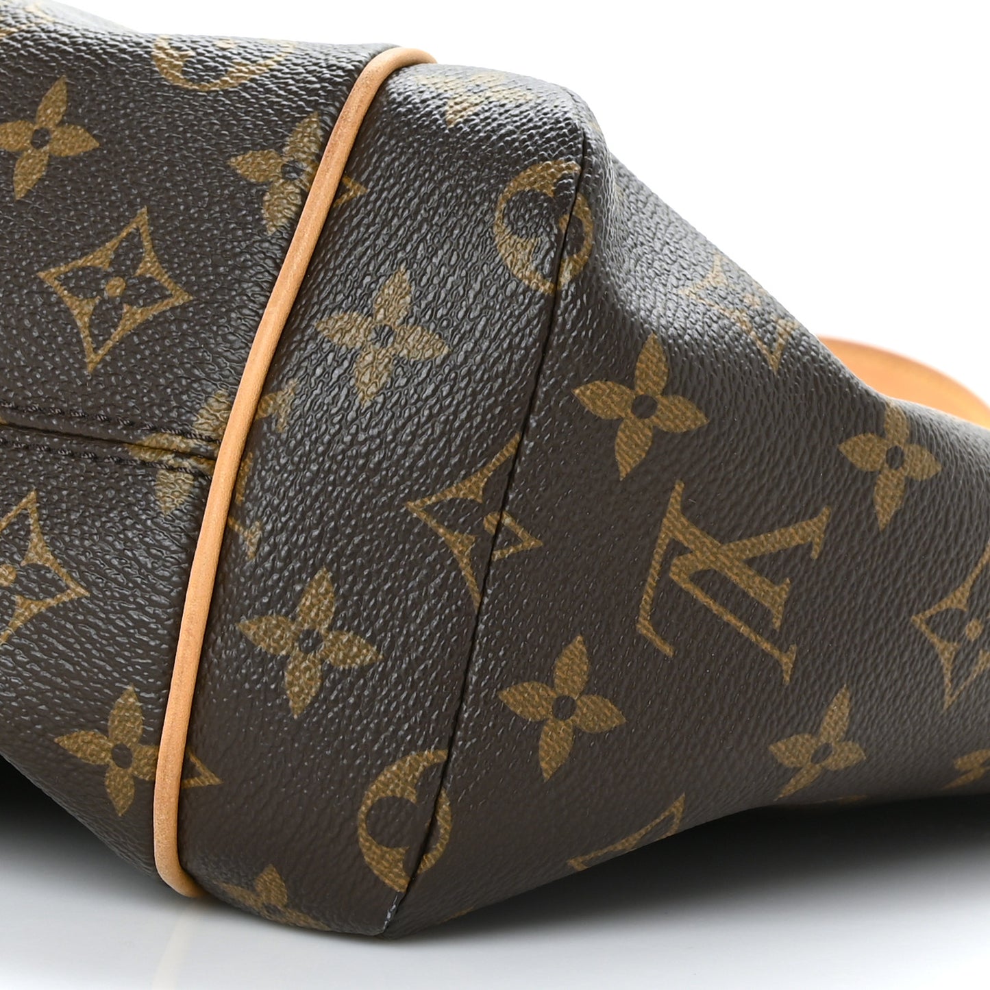 Monogram Totally PM