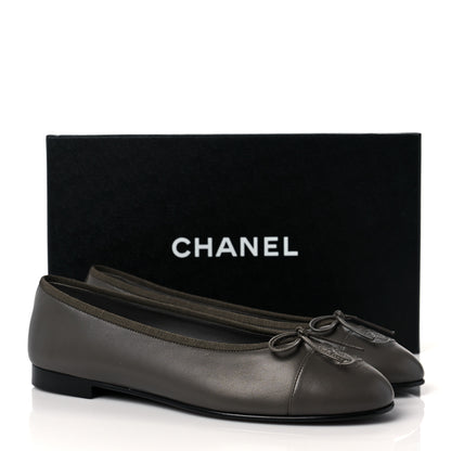 Chanel Lambskin Cap Toe CC Ballerina Flats 40 Dark Grey 9 of 9