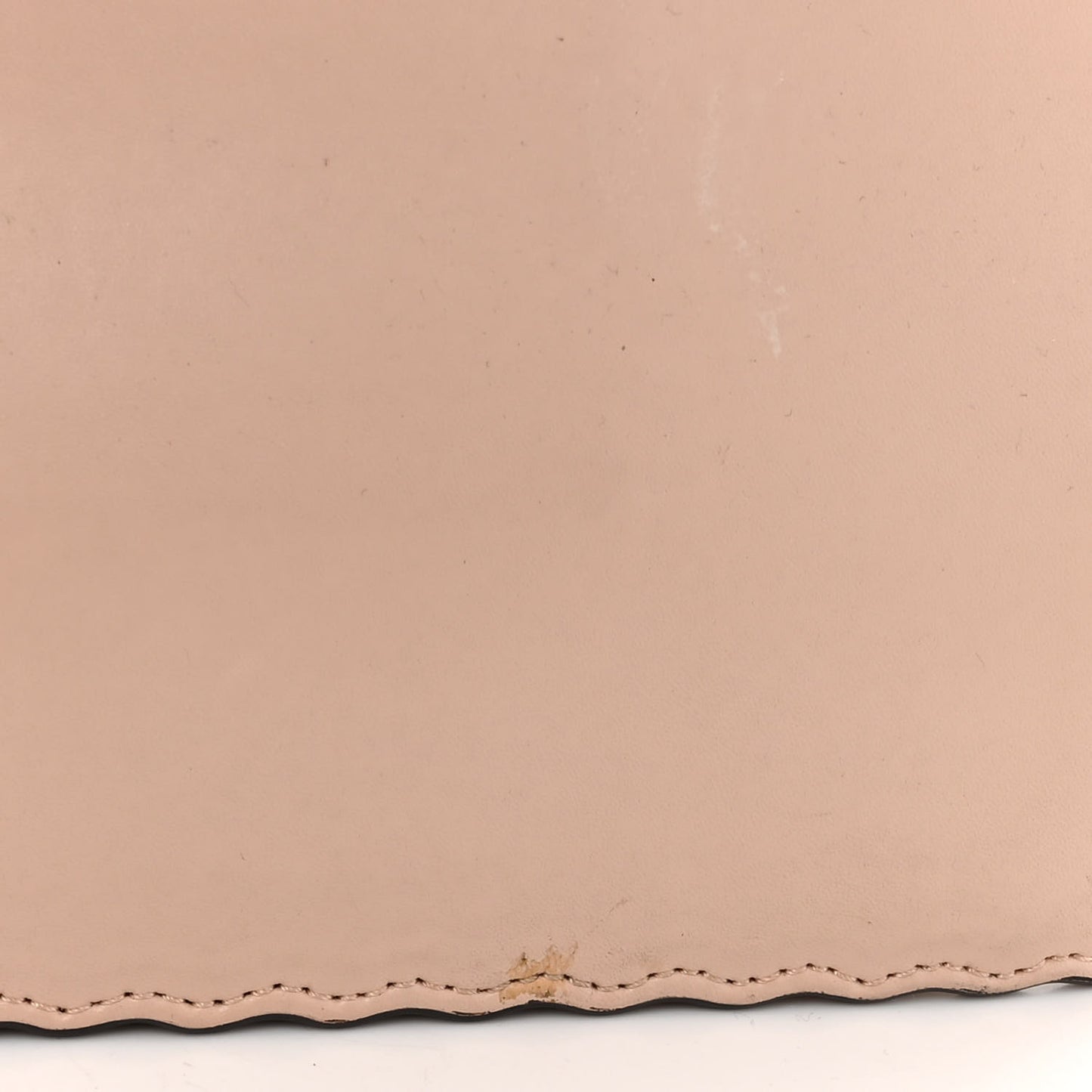 Vitello Liberty Scalloped Studded Kan I Shoulder Bag Plaster