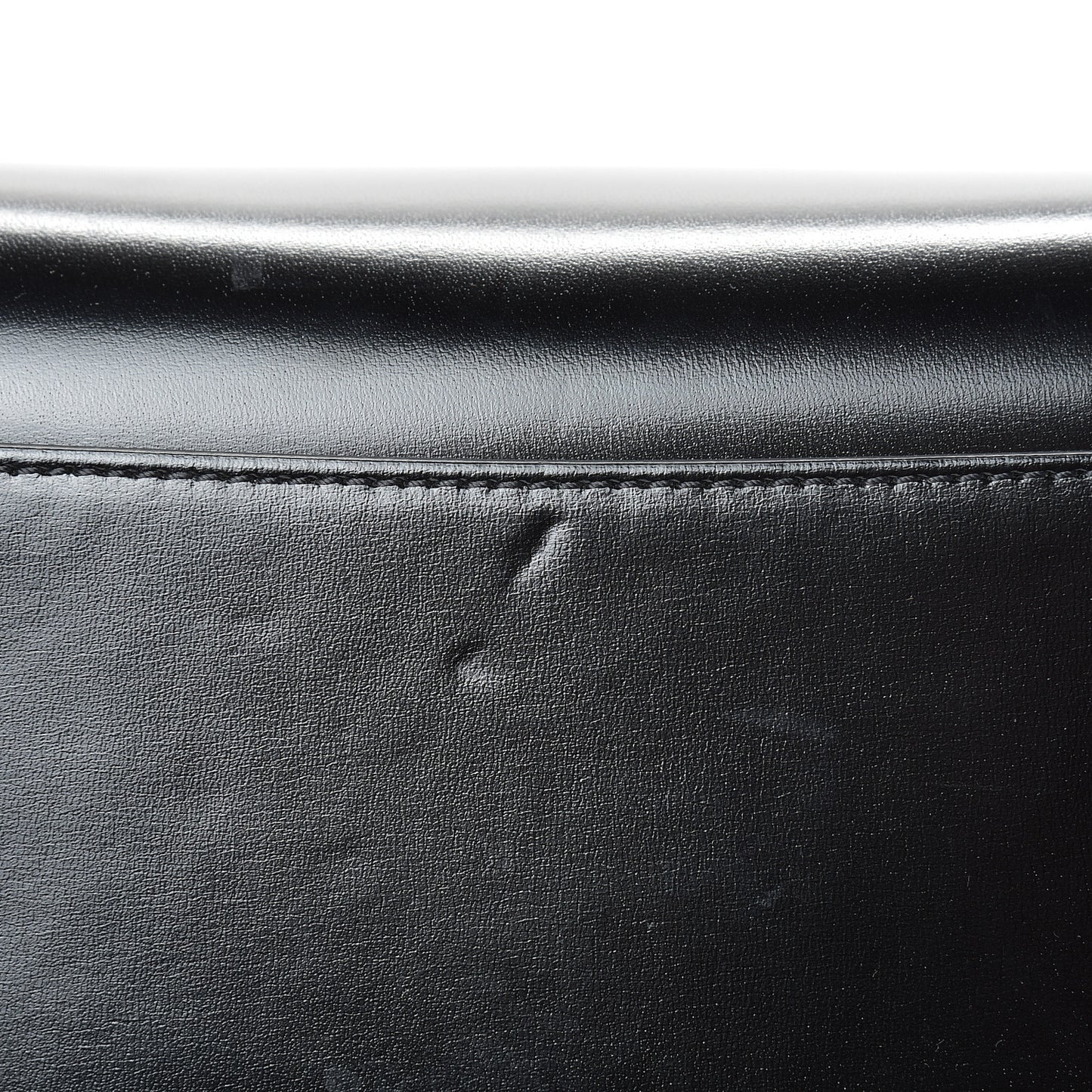 Shiny Lord Calfskin Medium Antigona Black