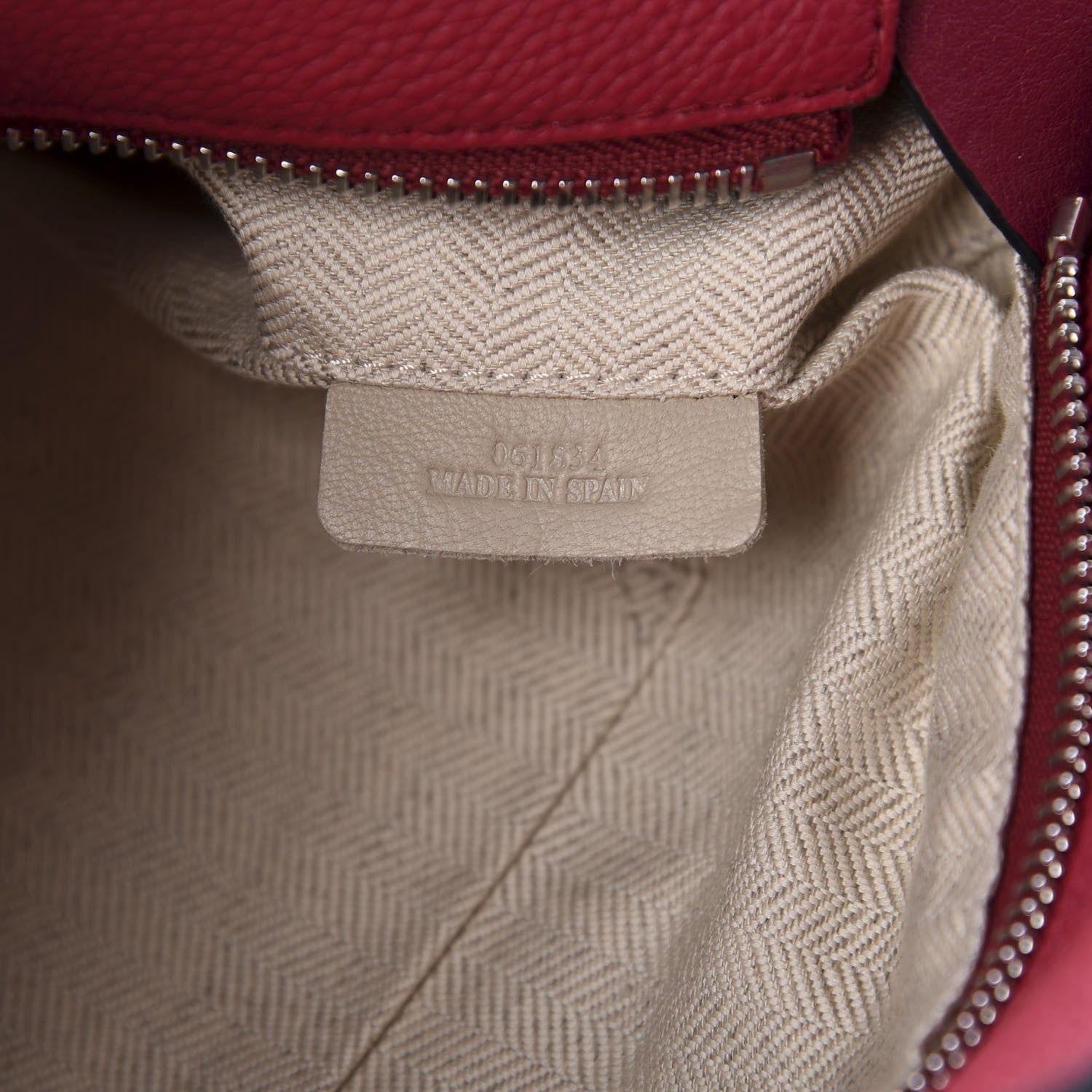 Loewe Calfskin Small Puzzle Bag Raspberry 9 of 10