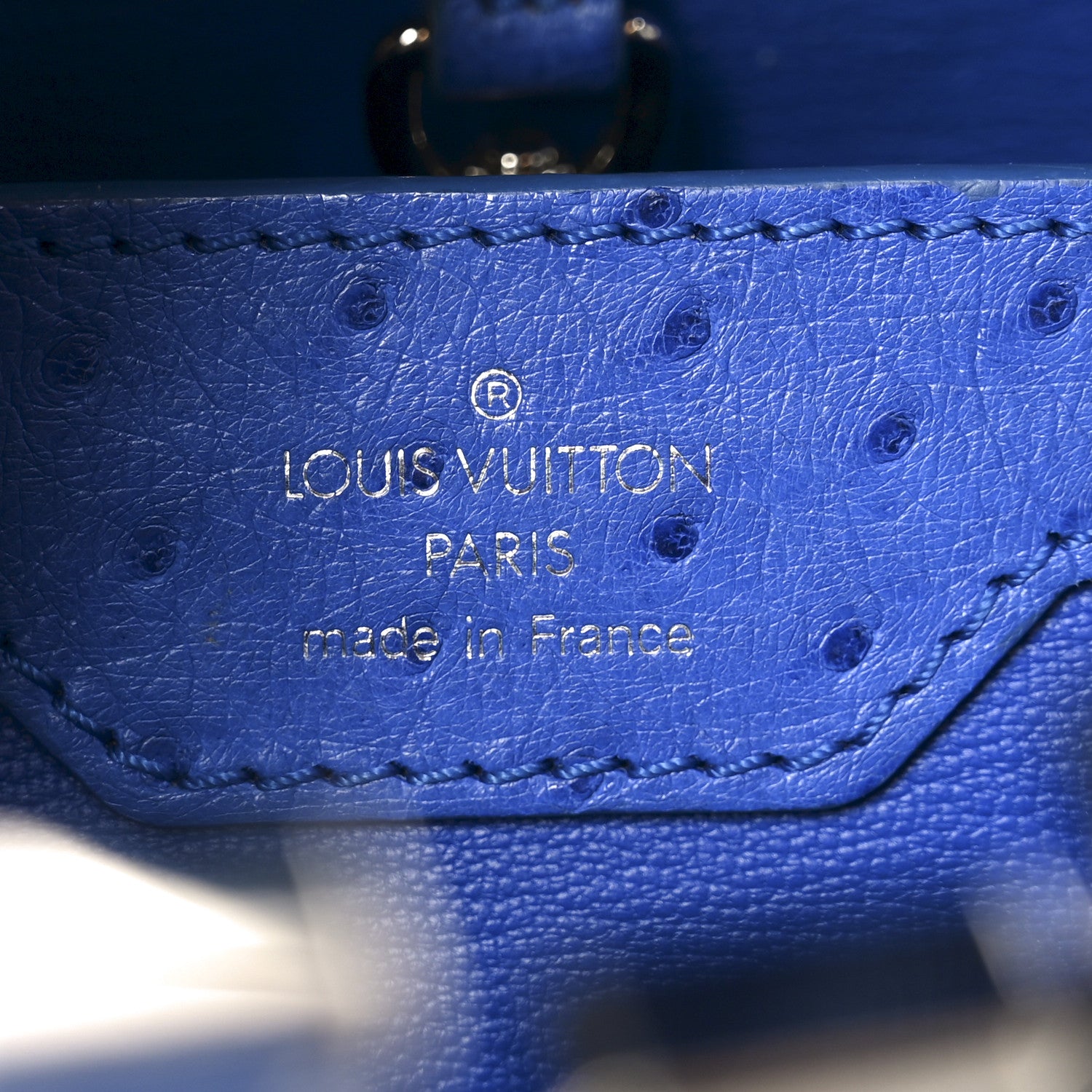 Louis Vuitton Ostrich Capucines MM Saphir 1810806 – FASHIONPHILE