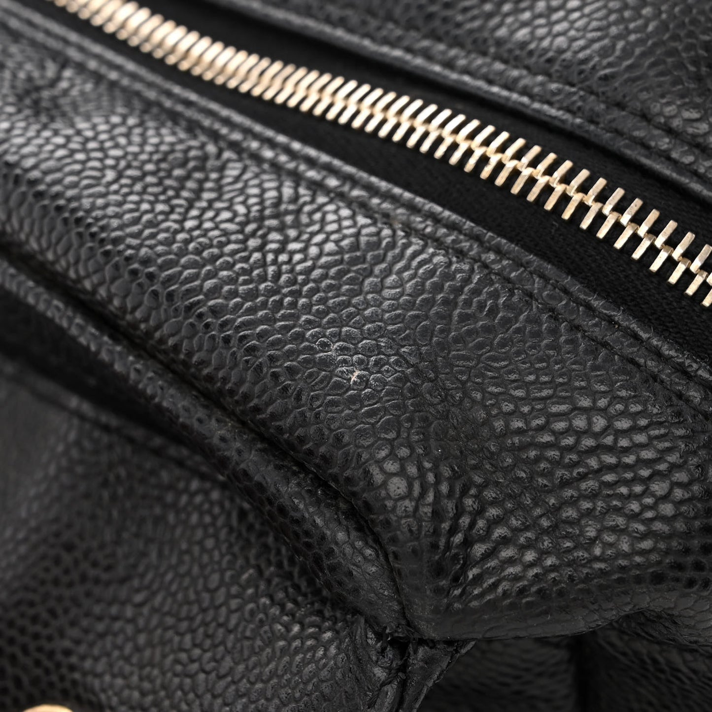 Caviar Quilted Petit Timeless Tote PTT Black
