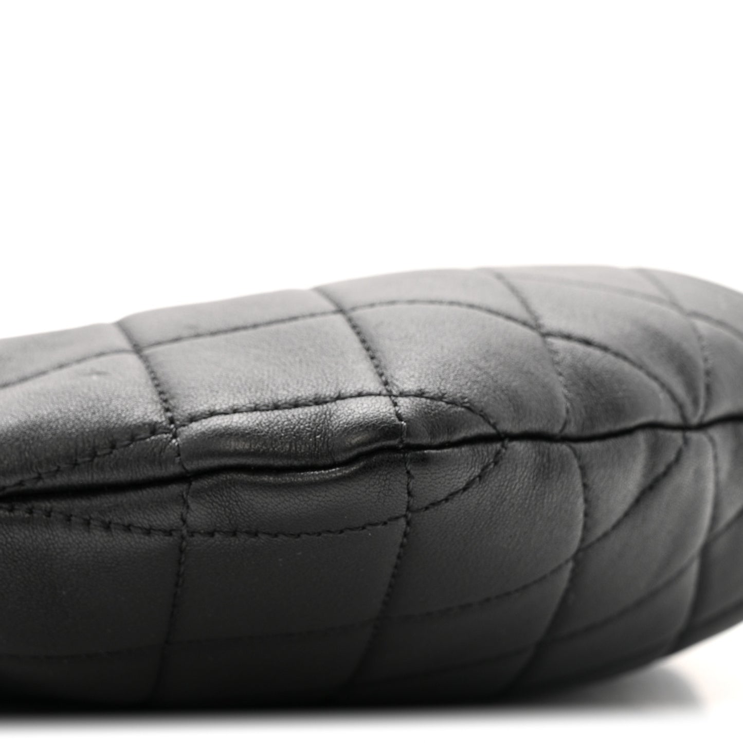 Lambskin Quilted Pearl Crown Clutch Bag Black