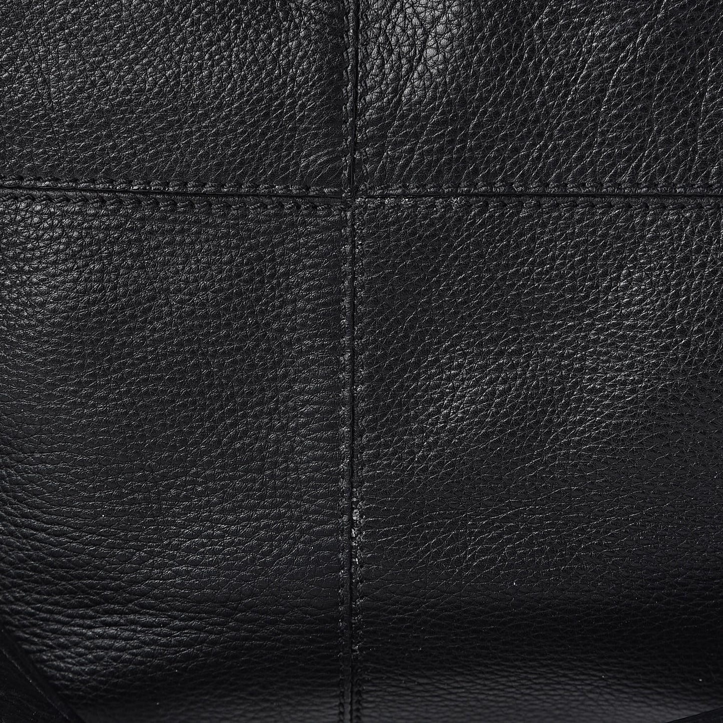 Waxed Calfskin Medium Studded Nightingale Black