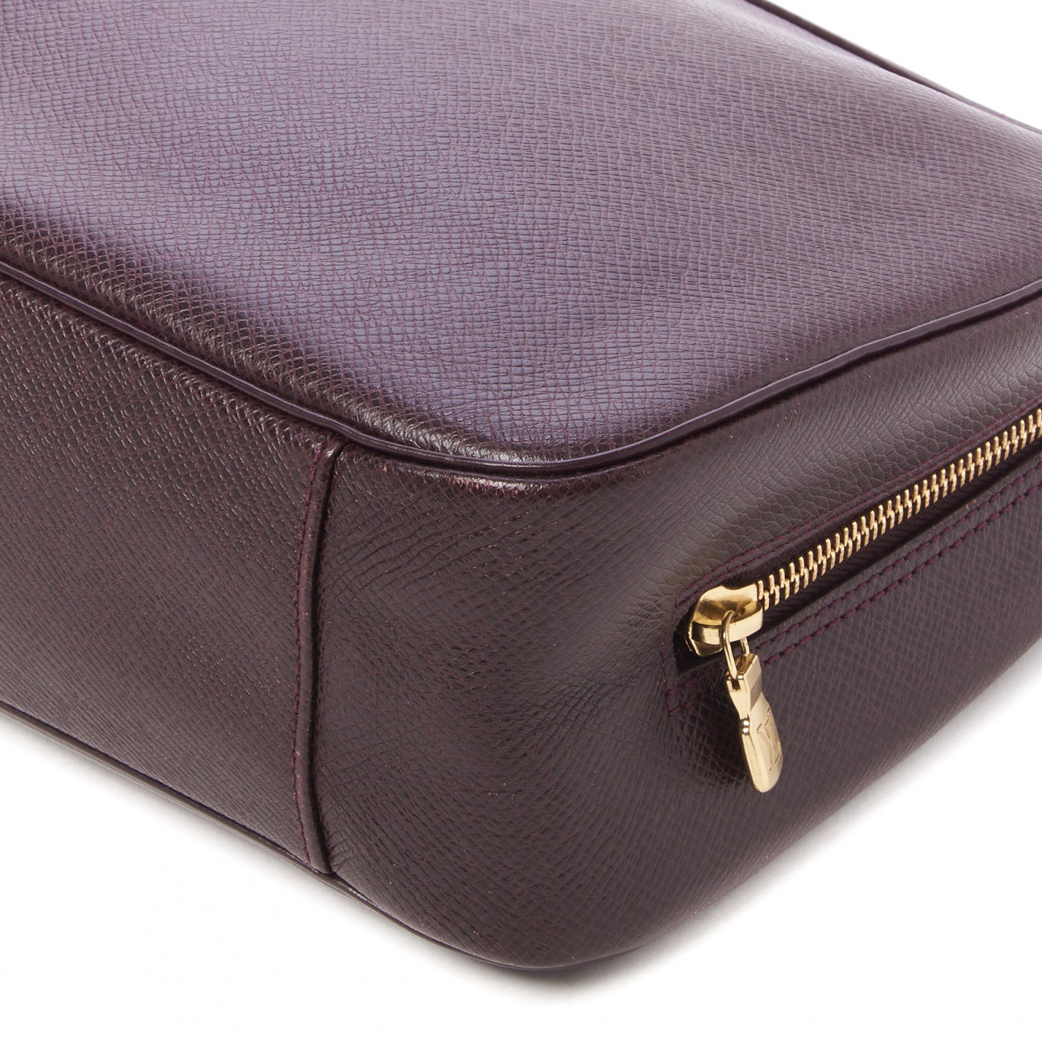 Louis Vuitton Taiga Toiletry Pouch GM Acajou 4 of 7