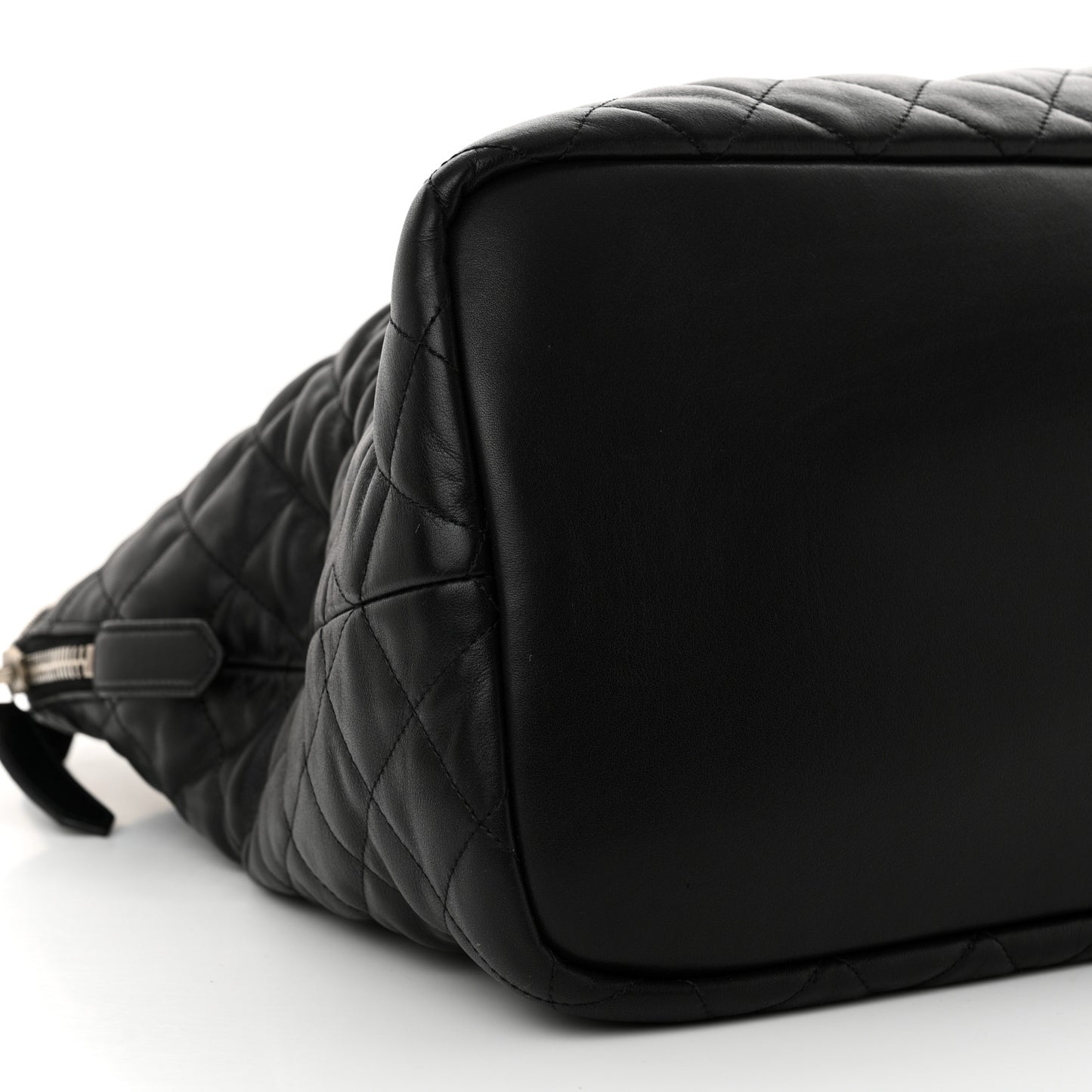 Calfskin Quilted ES Giant Travel Bag Black