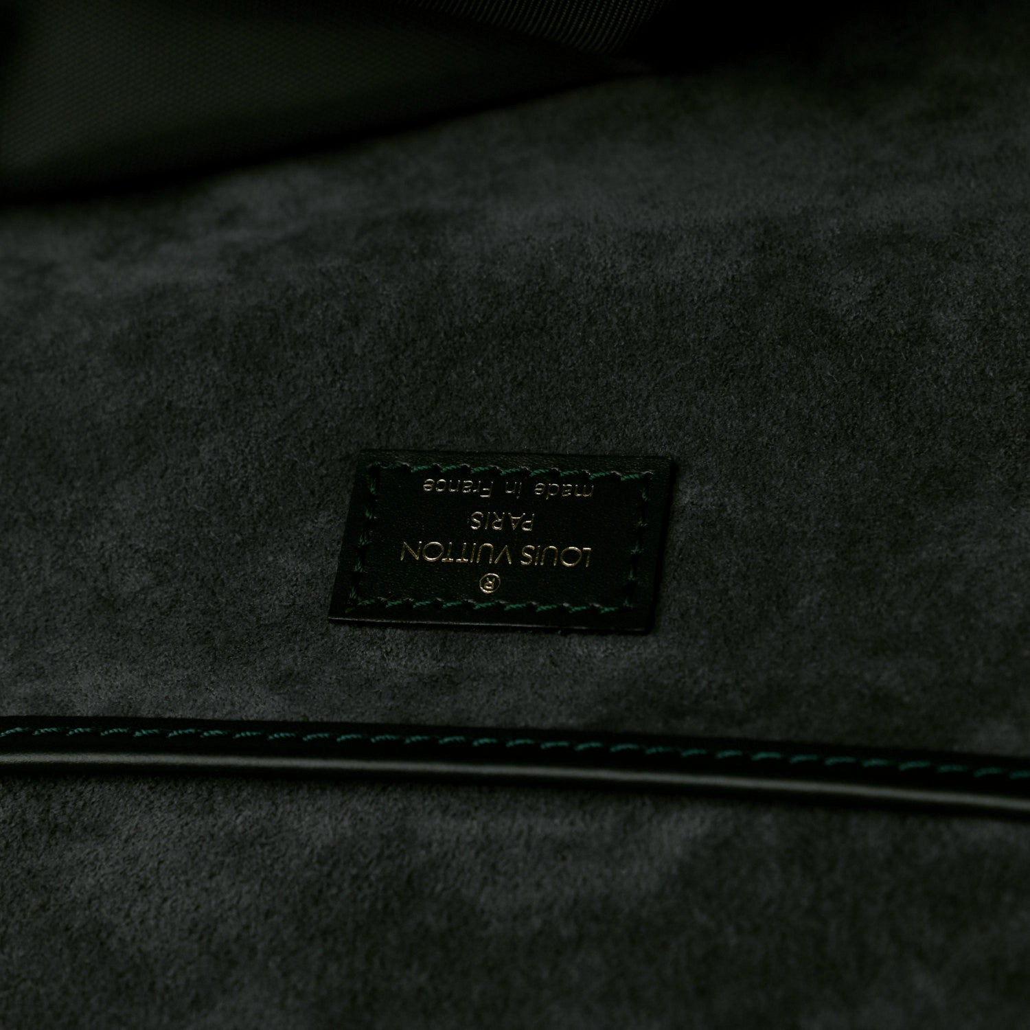 Louis Vuitton Taiga Helanga 1 Poche Epicea 8 of 9