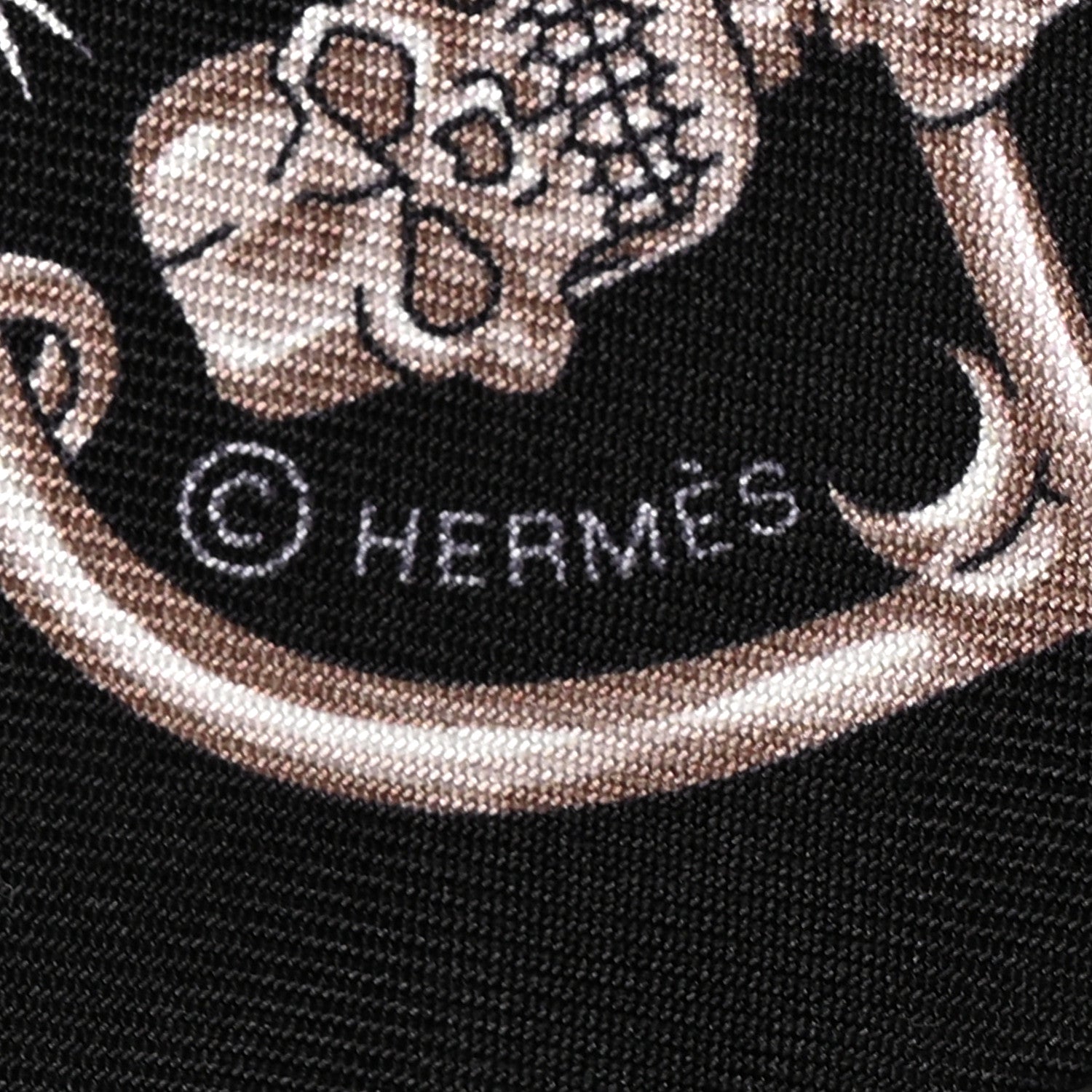 Hermes Silk C'est la Fete Twilly Kaki Fonce White Black 4 of 4