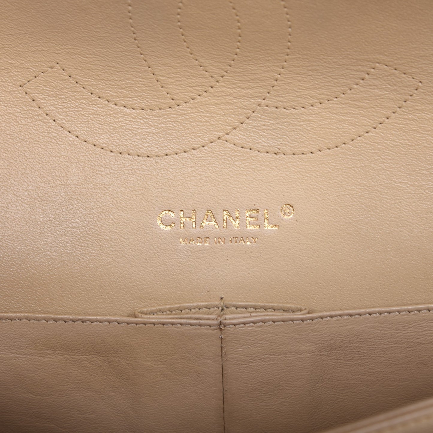 Caviar Quilted Jumbo Double Flap Beige Clair