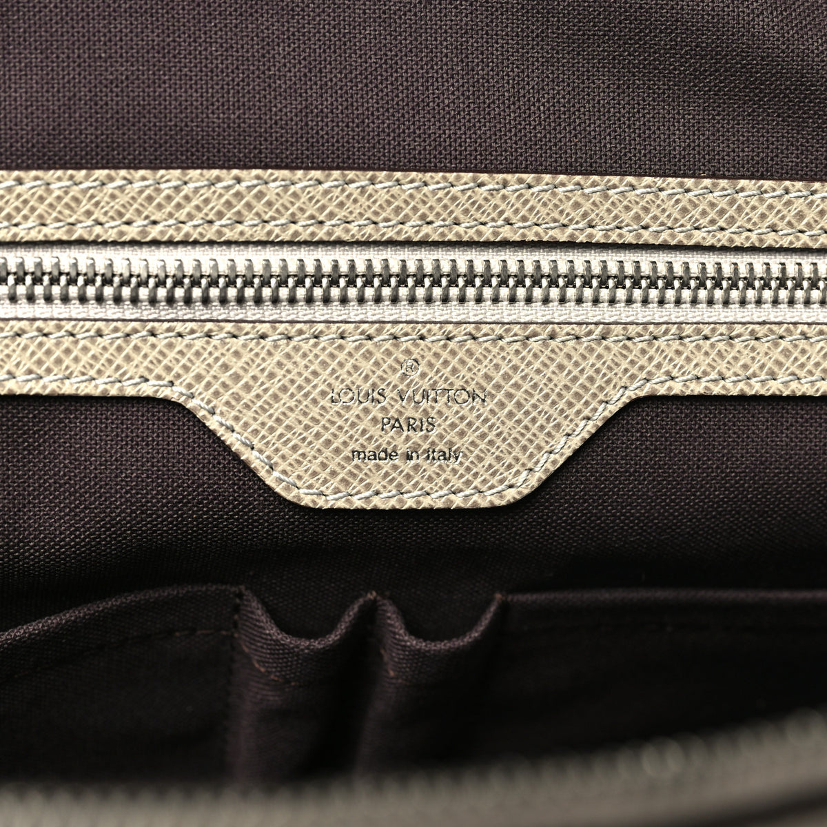 Taiga Vassili PM Briefcase Polar