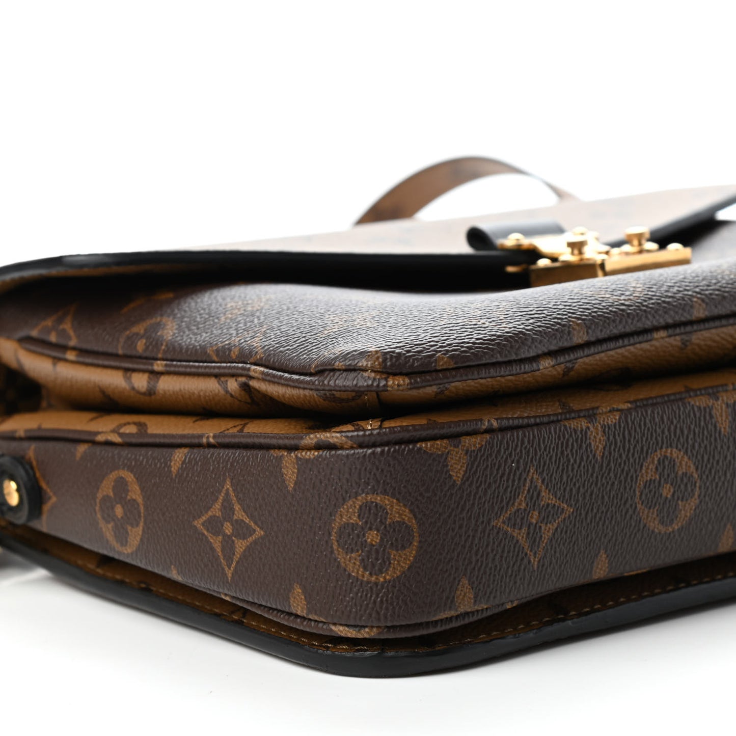 Reverse Monogram Pochette Metis