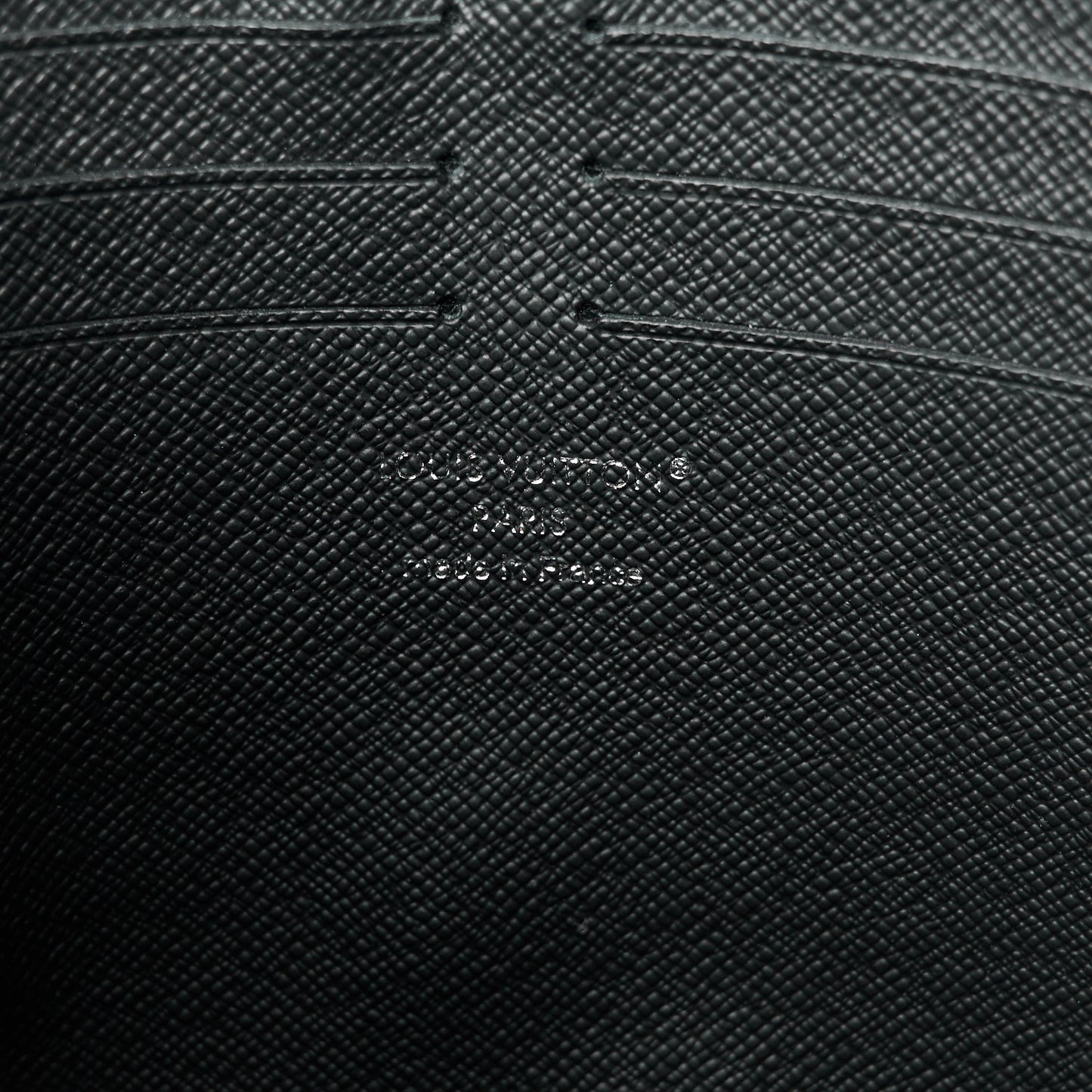 Monogram Eclipse Reverse Pochette Voyage MM