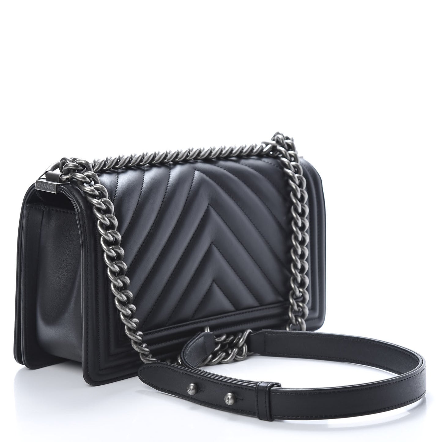 Lambskin Chevron Quilted Medium Boy Flap Black