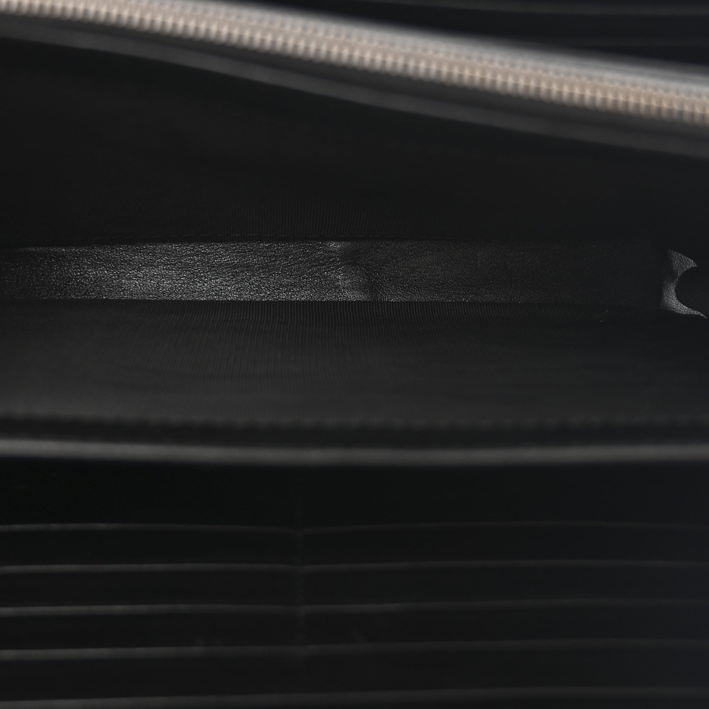 Calfskin Matelasse GG Marmont Chain Wallet Black