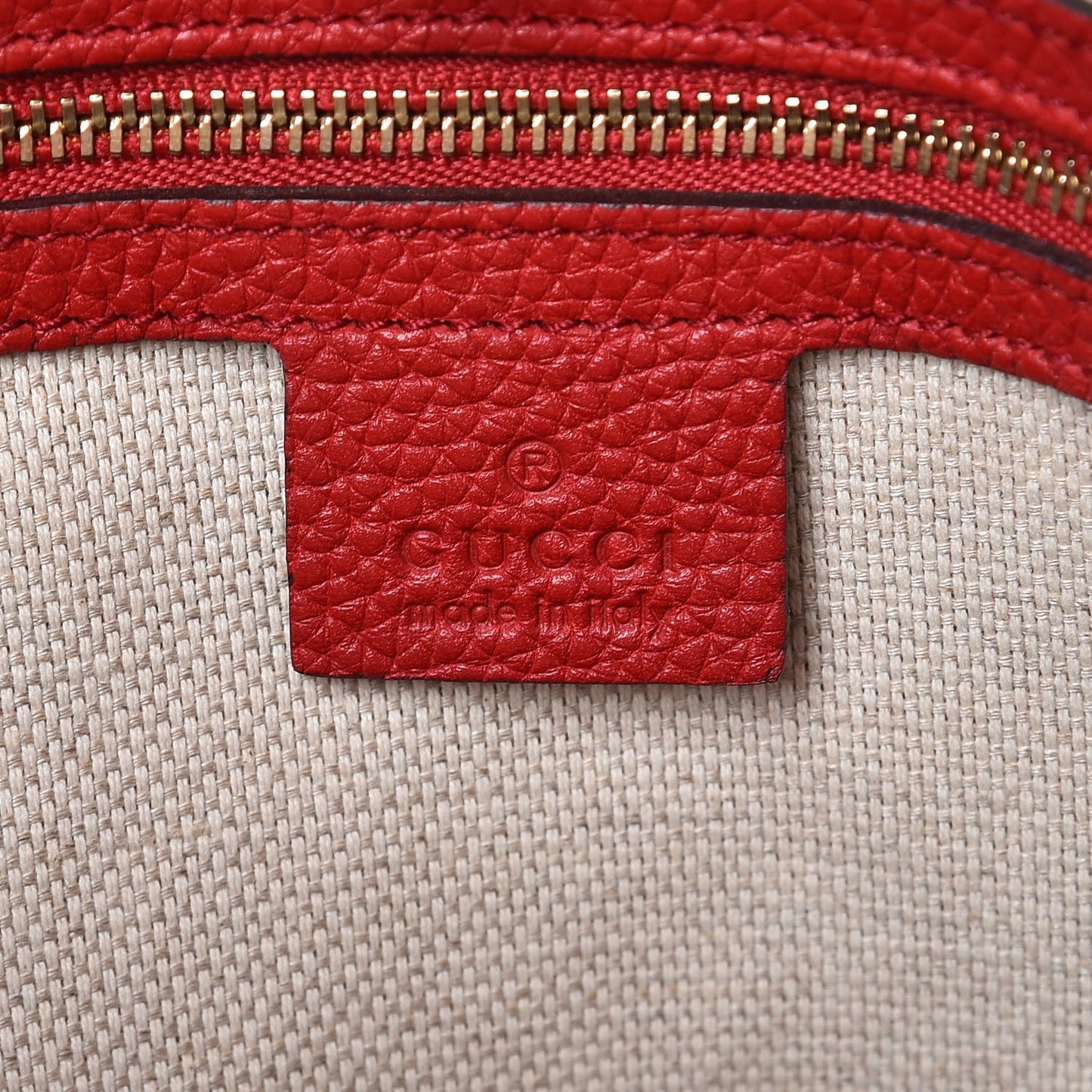 Pebbled Calfskin Medium Soho Chain Shoulder Bag Tabasco Red