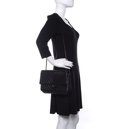 Chanel Aged Calfskin Chevron Quilted 2.55 Reissue 226 So Black 2 of 11