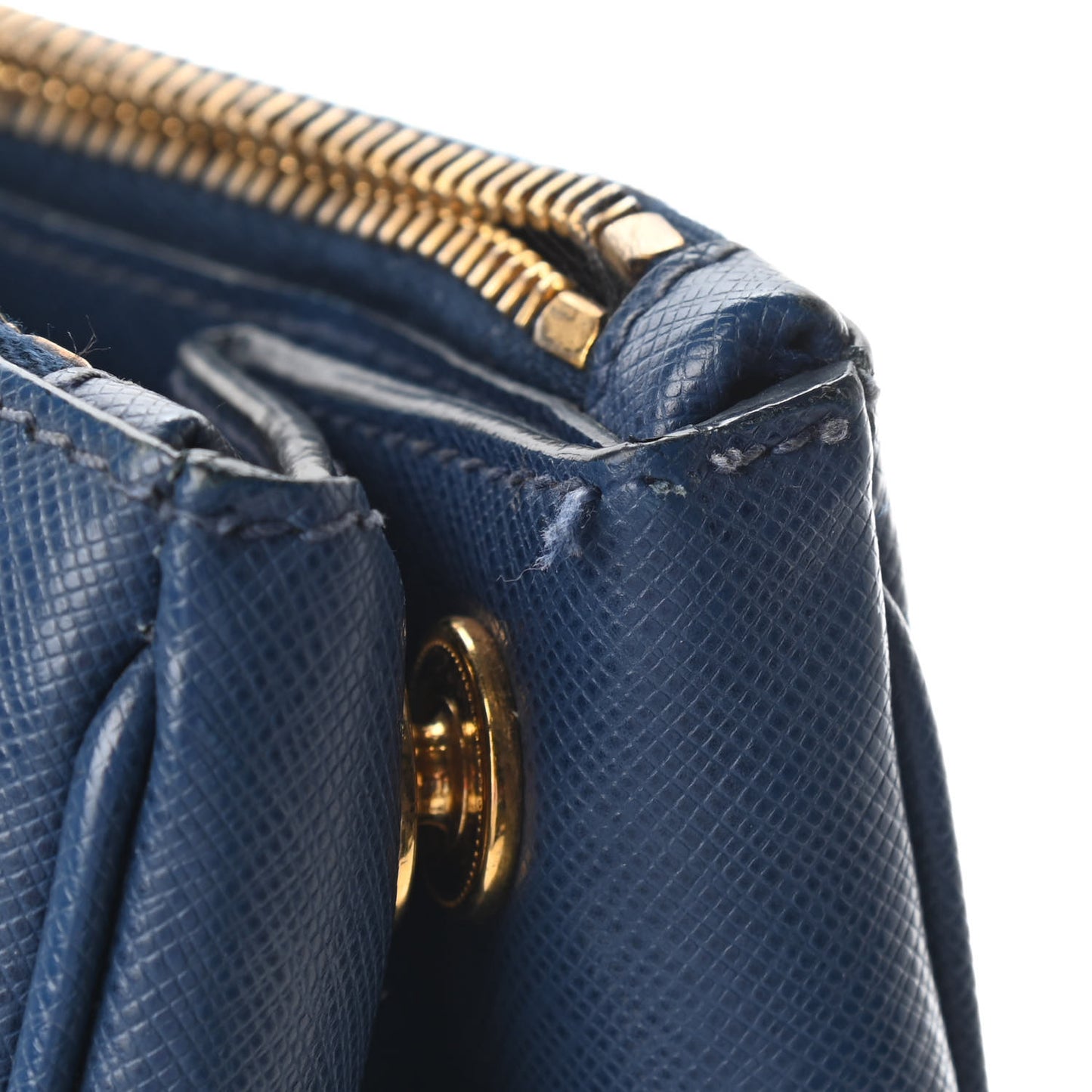 Saffiano Lux Medium Tote Bluette