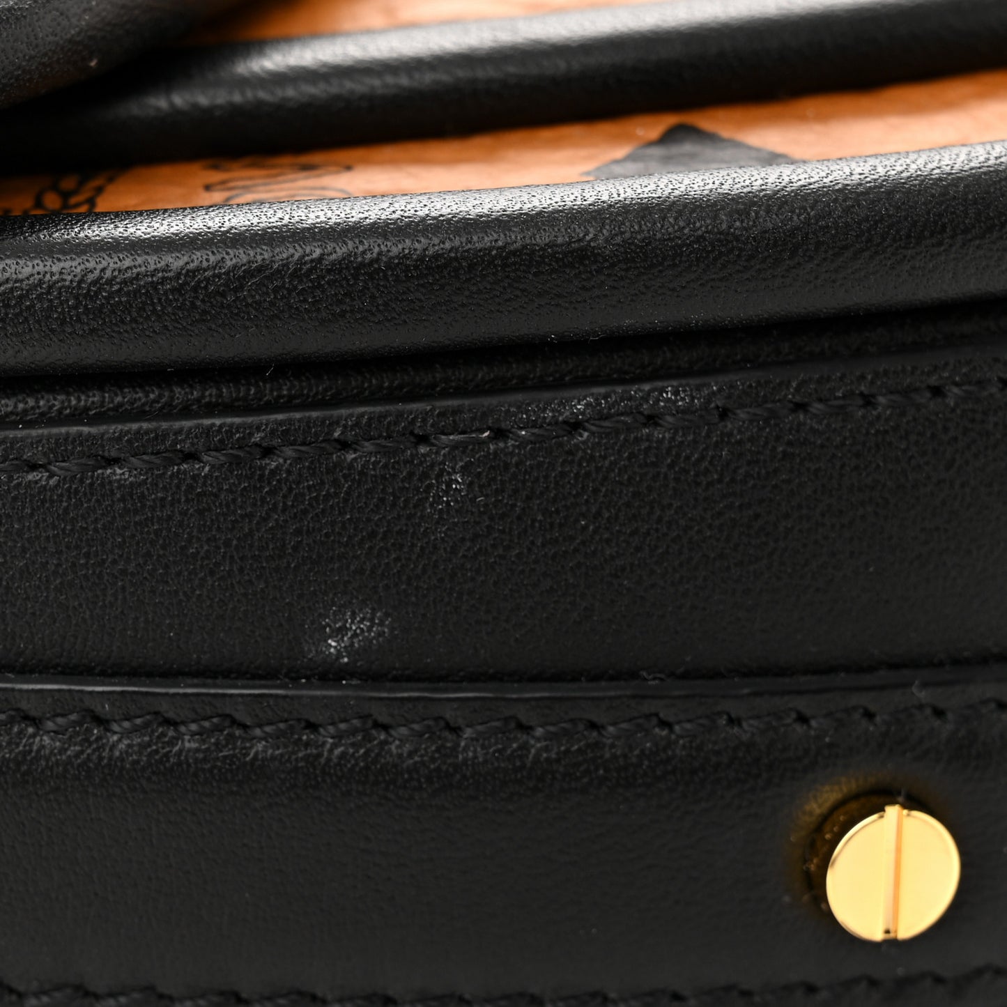 Visetos Mini Patricia Round Crossbody Wallet Cognac Black